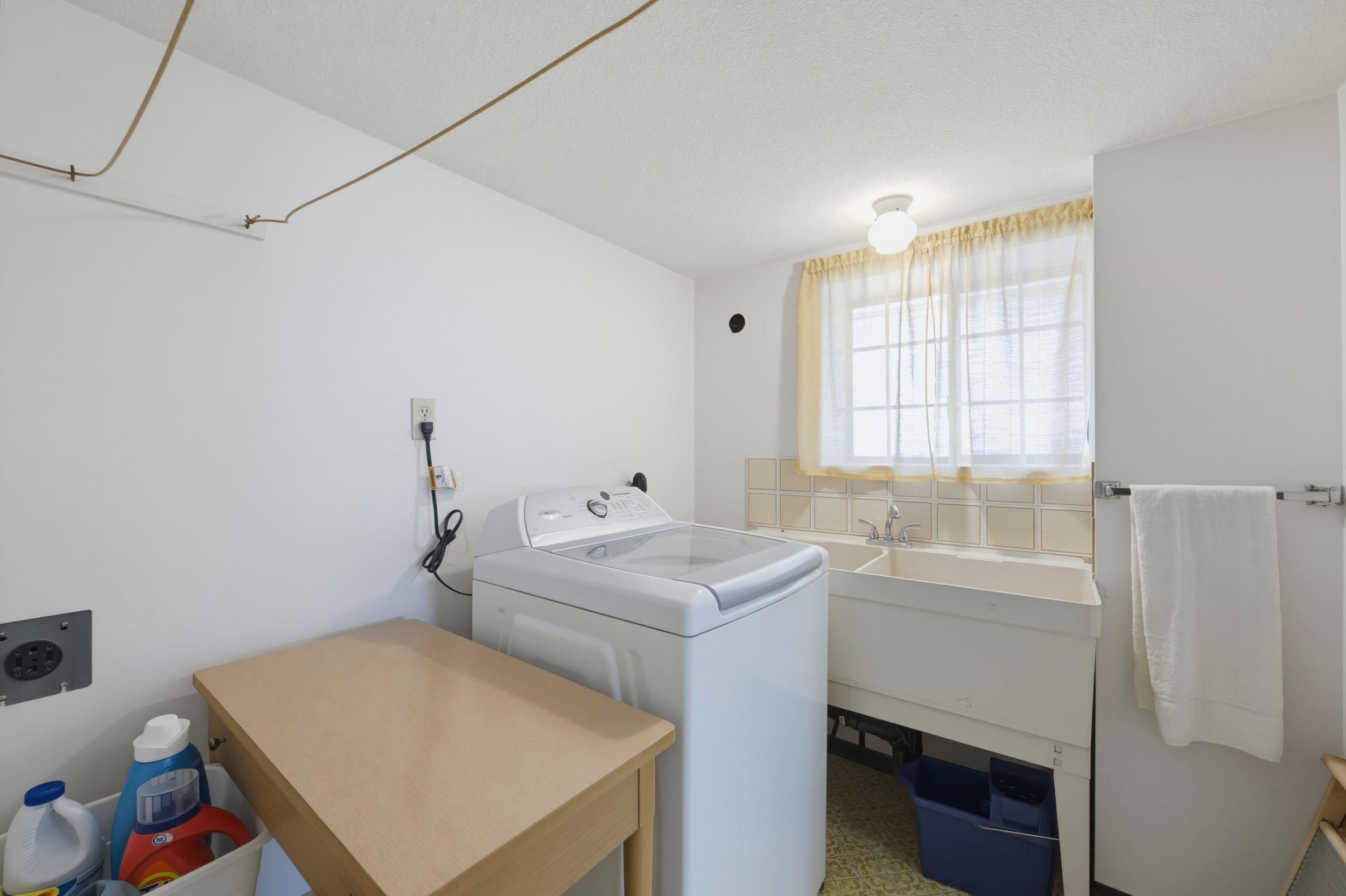 2546 Napier Street, Vancouver, BC