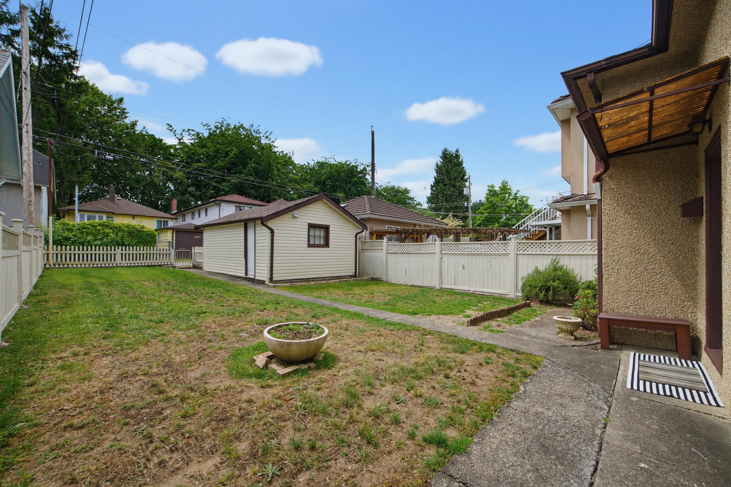 2546 Napier Street, Vancouver, BC