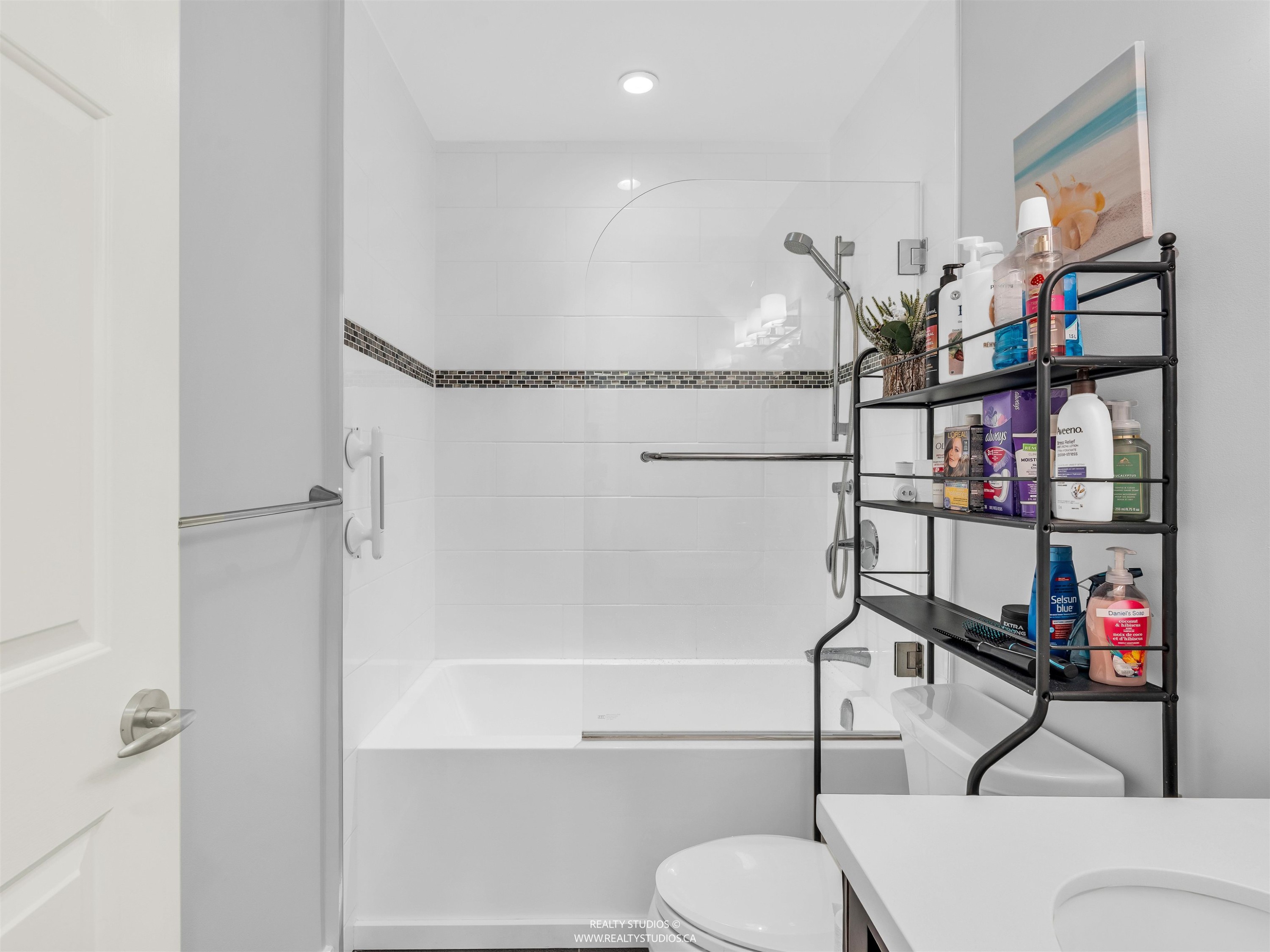7170 Hecate Place, Vancouver, BC - Indoor Photo Showing Bathroom