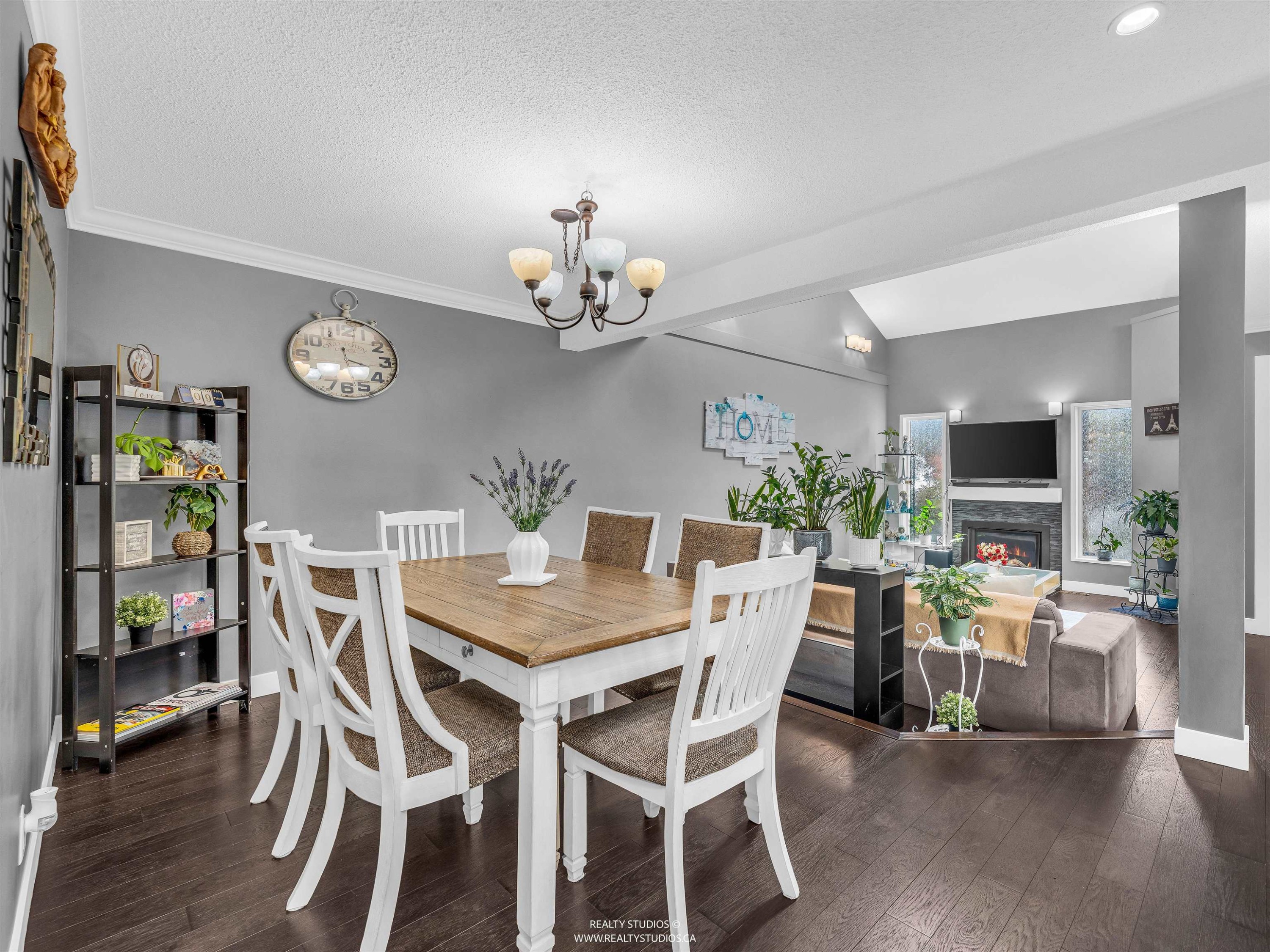 7170 Hecate Place, Vancouver, BC - Indoor Photo Showing Dining Room