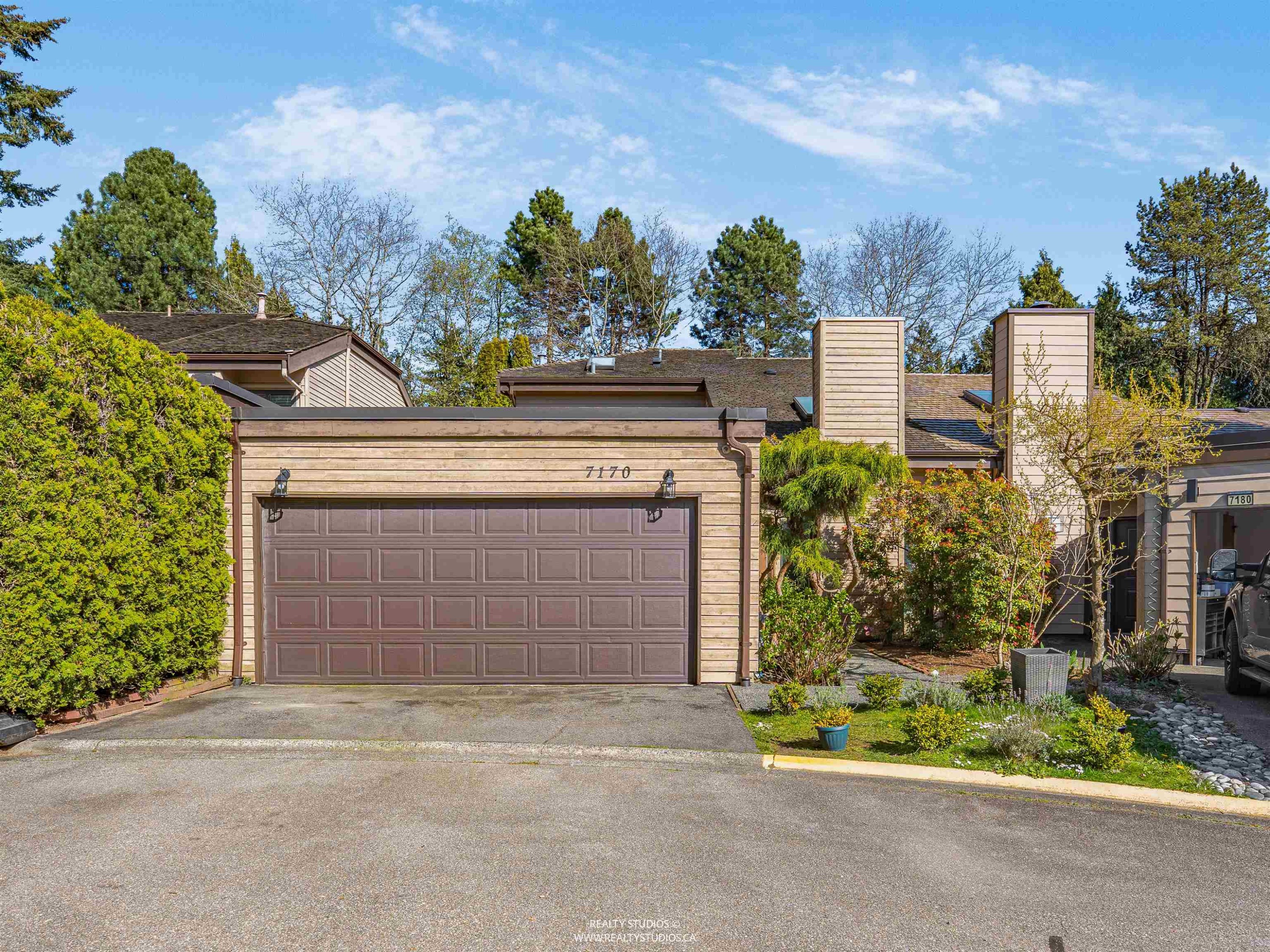 7170 Hecate Place, Vancouver, BC - Outdoor