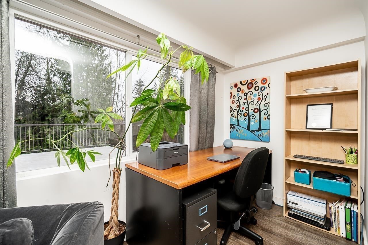 25745 Lougheed Highway, Maple Ridge, BC