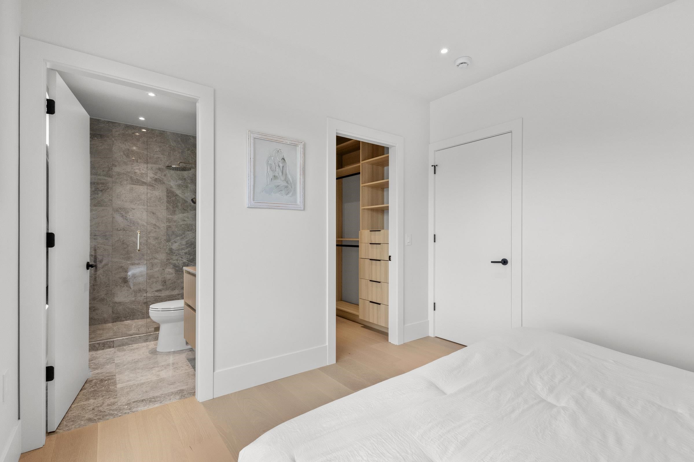 2-2425 Kitchener Street, Vancouver, BC
