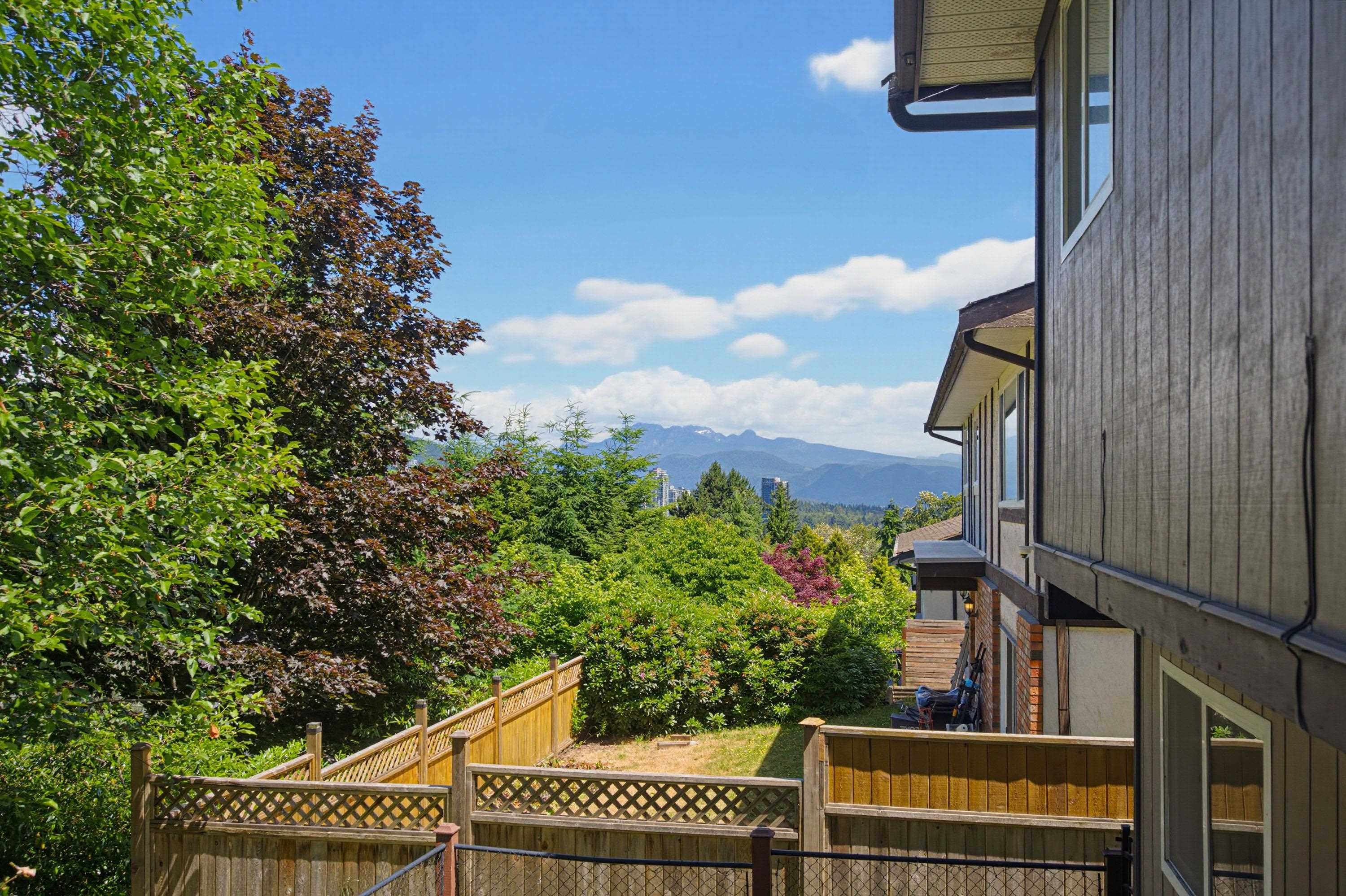 3204 Mariner Way, Coquitlam, BC