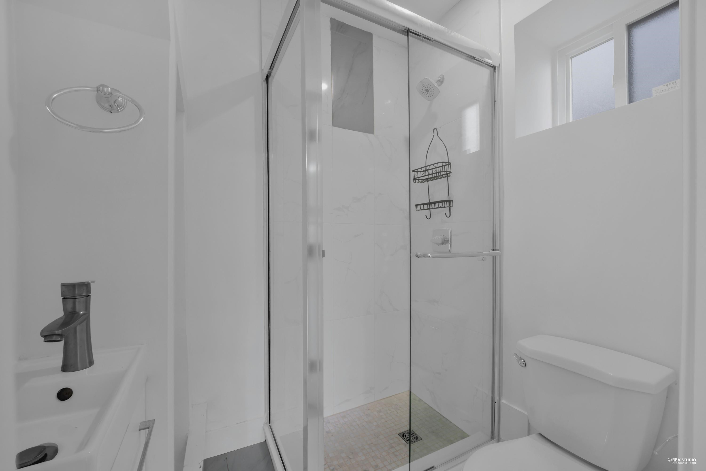 5140 Slocan Street, Vancouver, BC