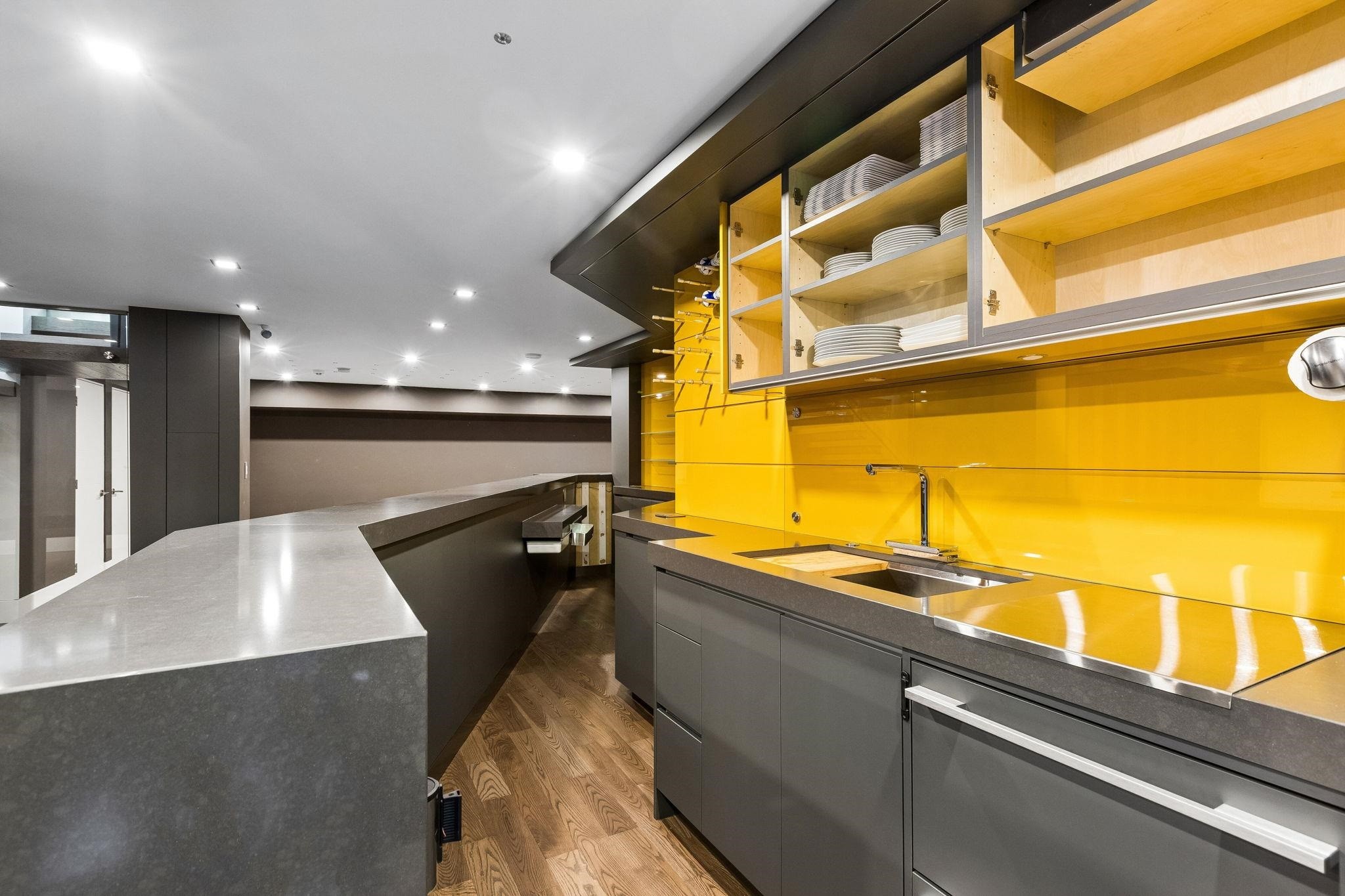 4577 Capilano Road, North Vancouver, BC