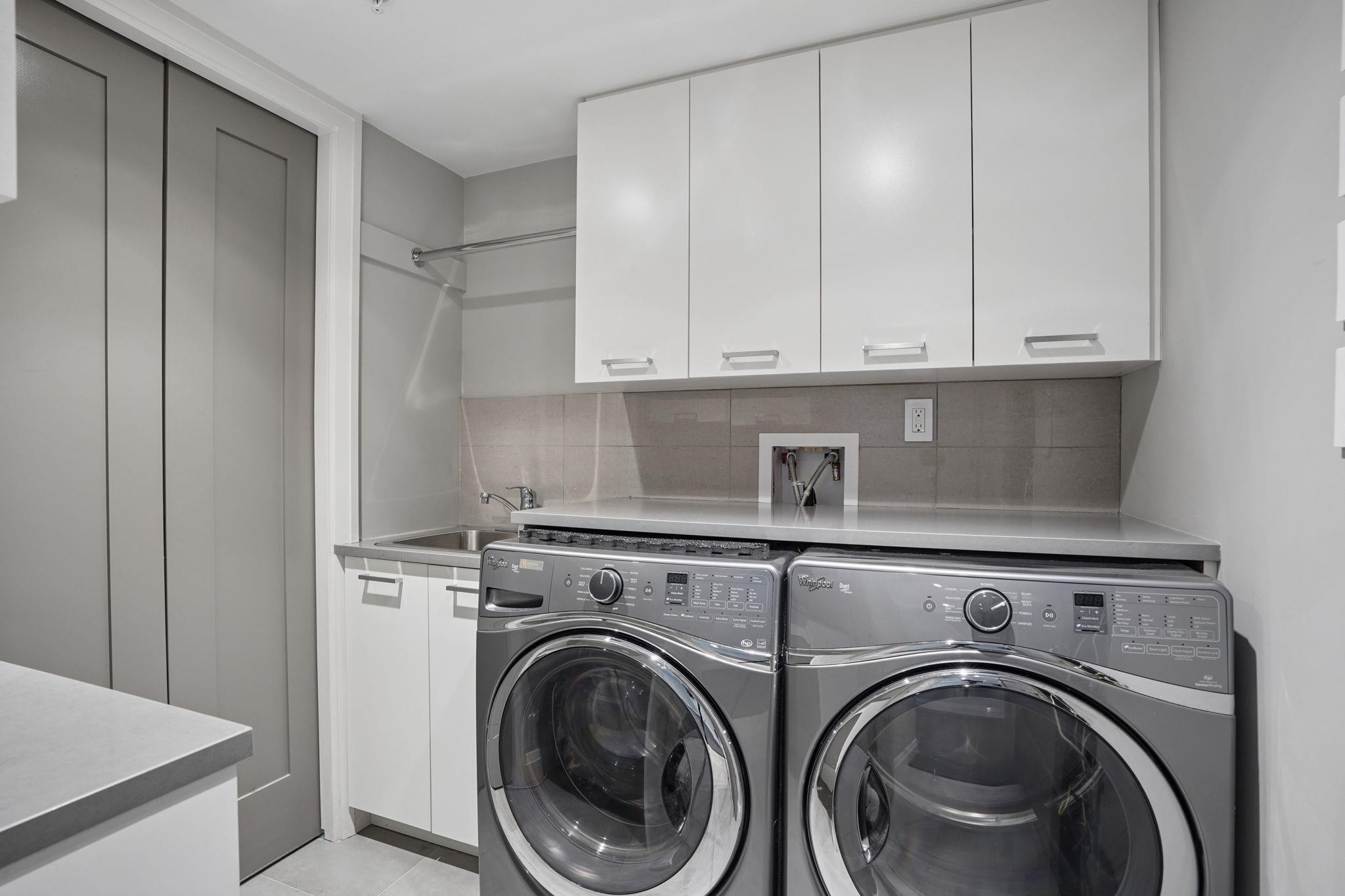 4481 15Th Avenue W, Vancouver, BC