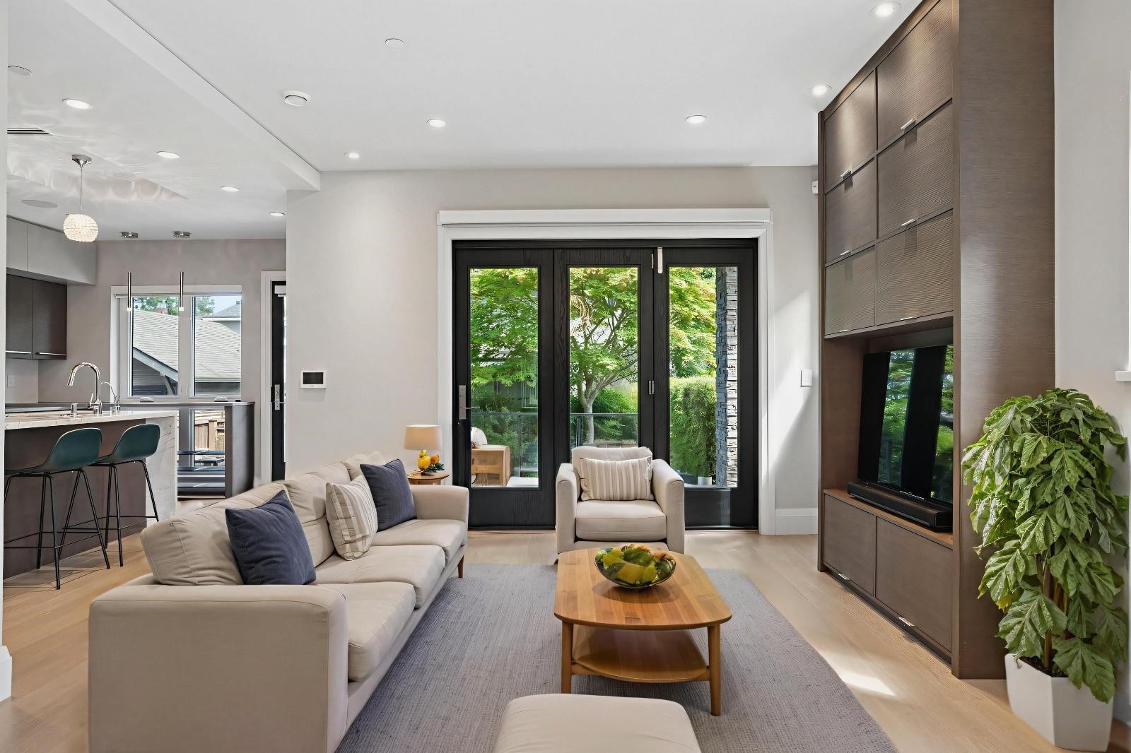 4481 15Th Avenue W, Vancouver, BC