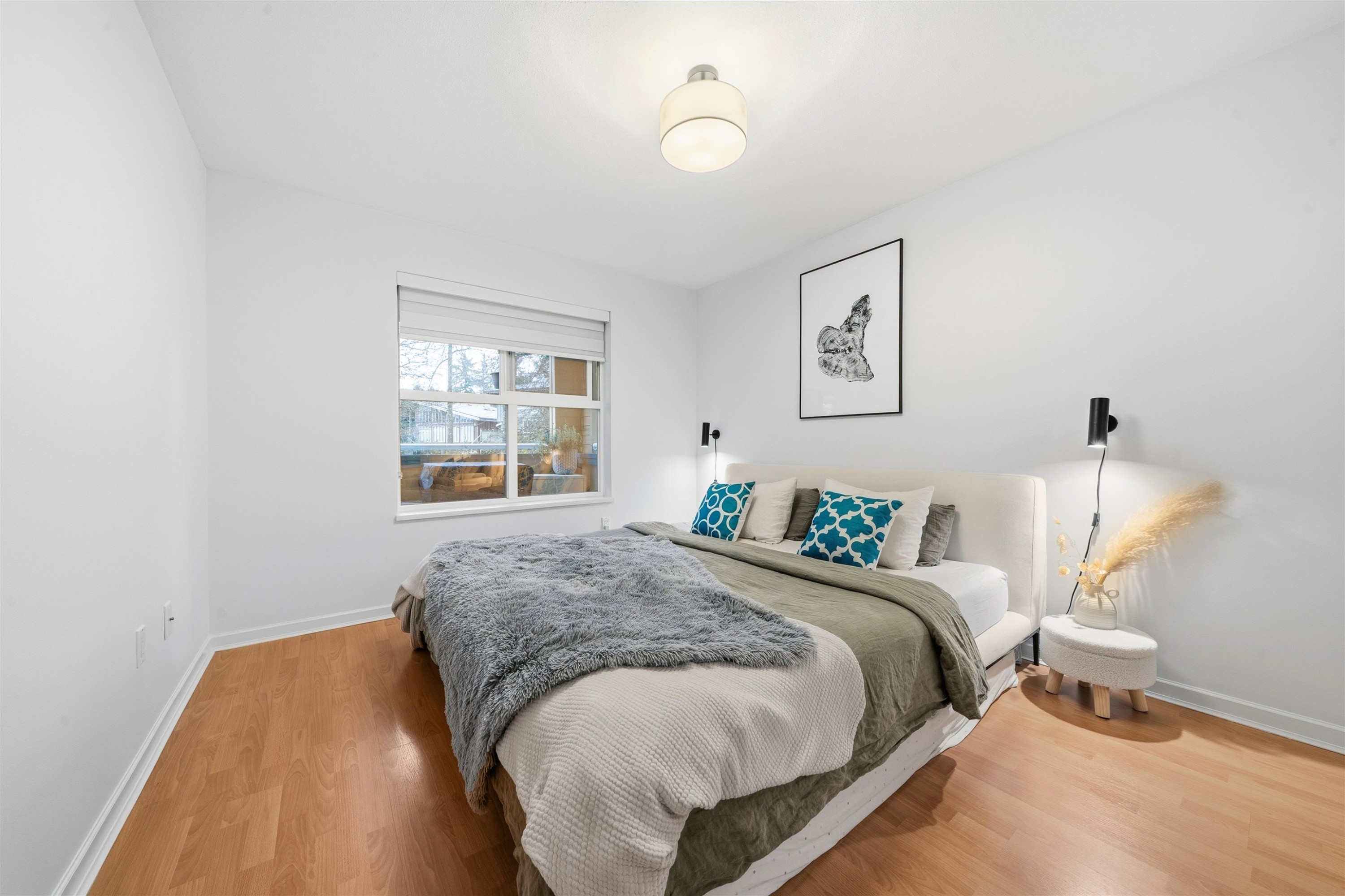 210-5281 Oakmount Crescent, Burnaby, BC
