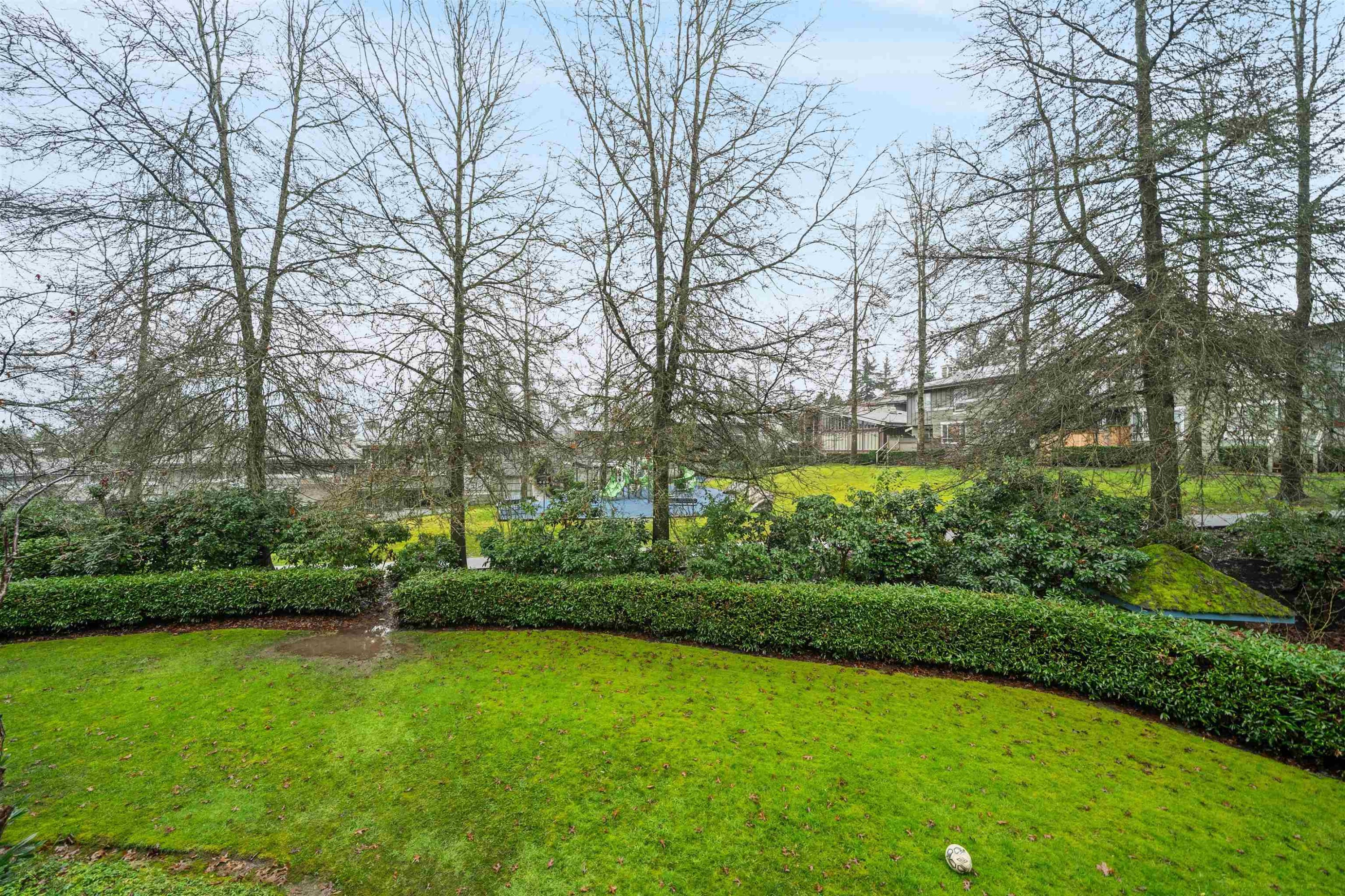 210-5281 Oakmount Crescent, Burnaby, BC