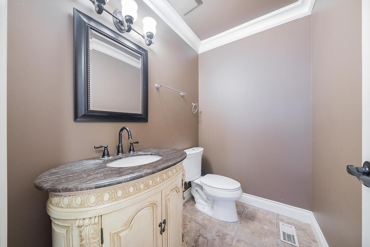870 Greenwood Road, West Vancouver, BC