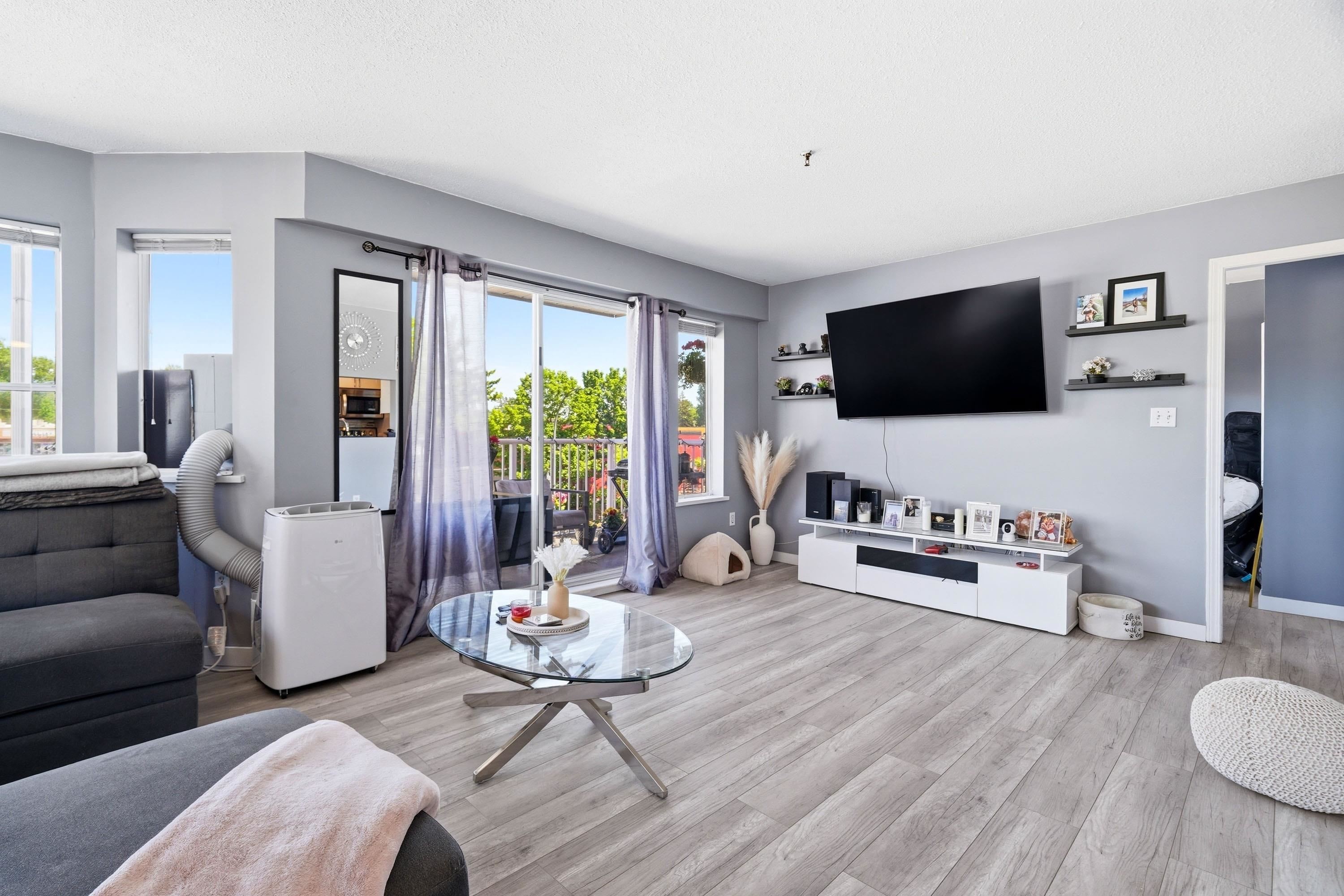 331-22661 Lougheed Highway, Maple Ridge, BC
