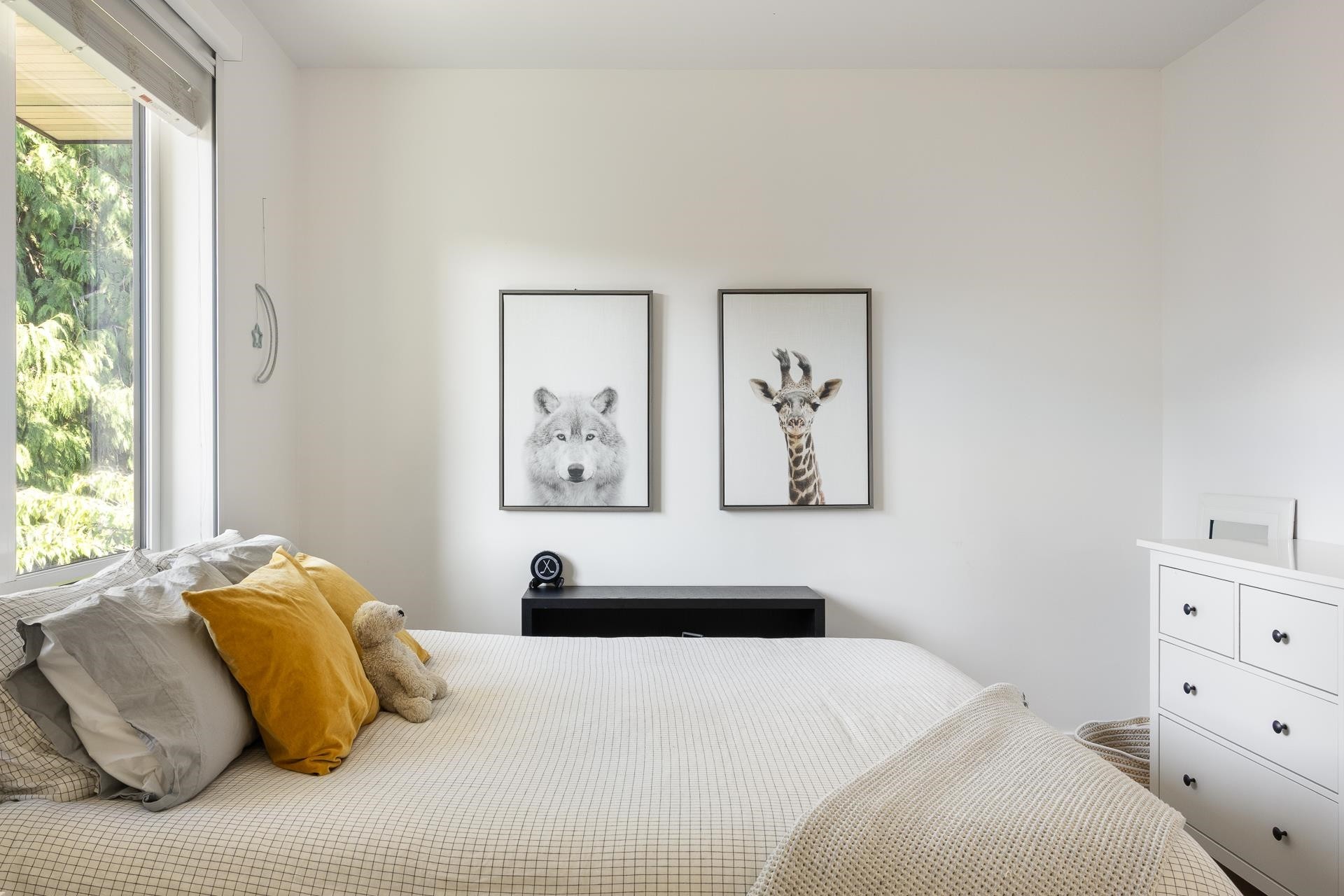 452 4Th Street E, North Vancouver, BC