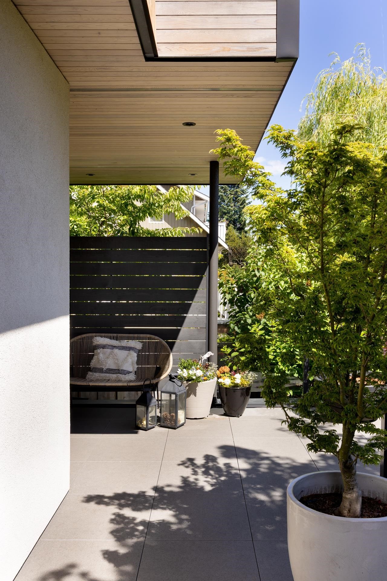 452 4Th Street E, North Vancouver, BC
