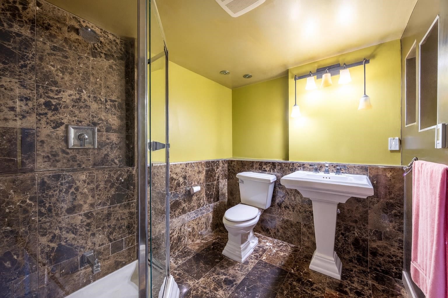 873 Baycrest Drive, North Vancouver, BC