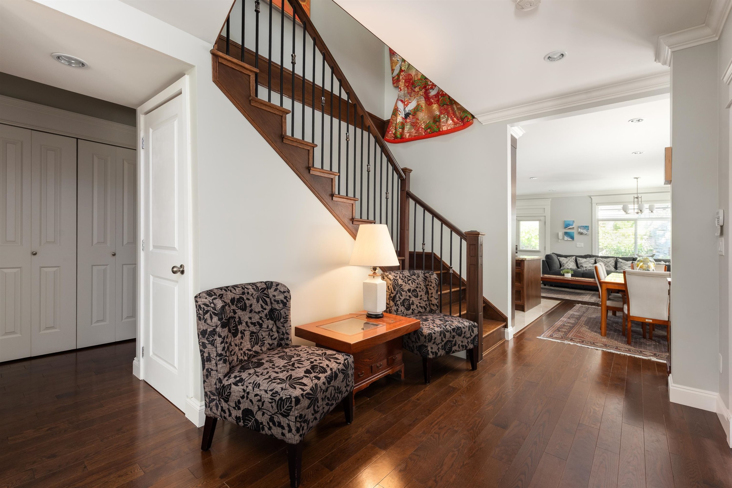 362 21St Street E, North Vancouver, BC