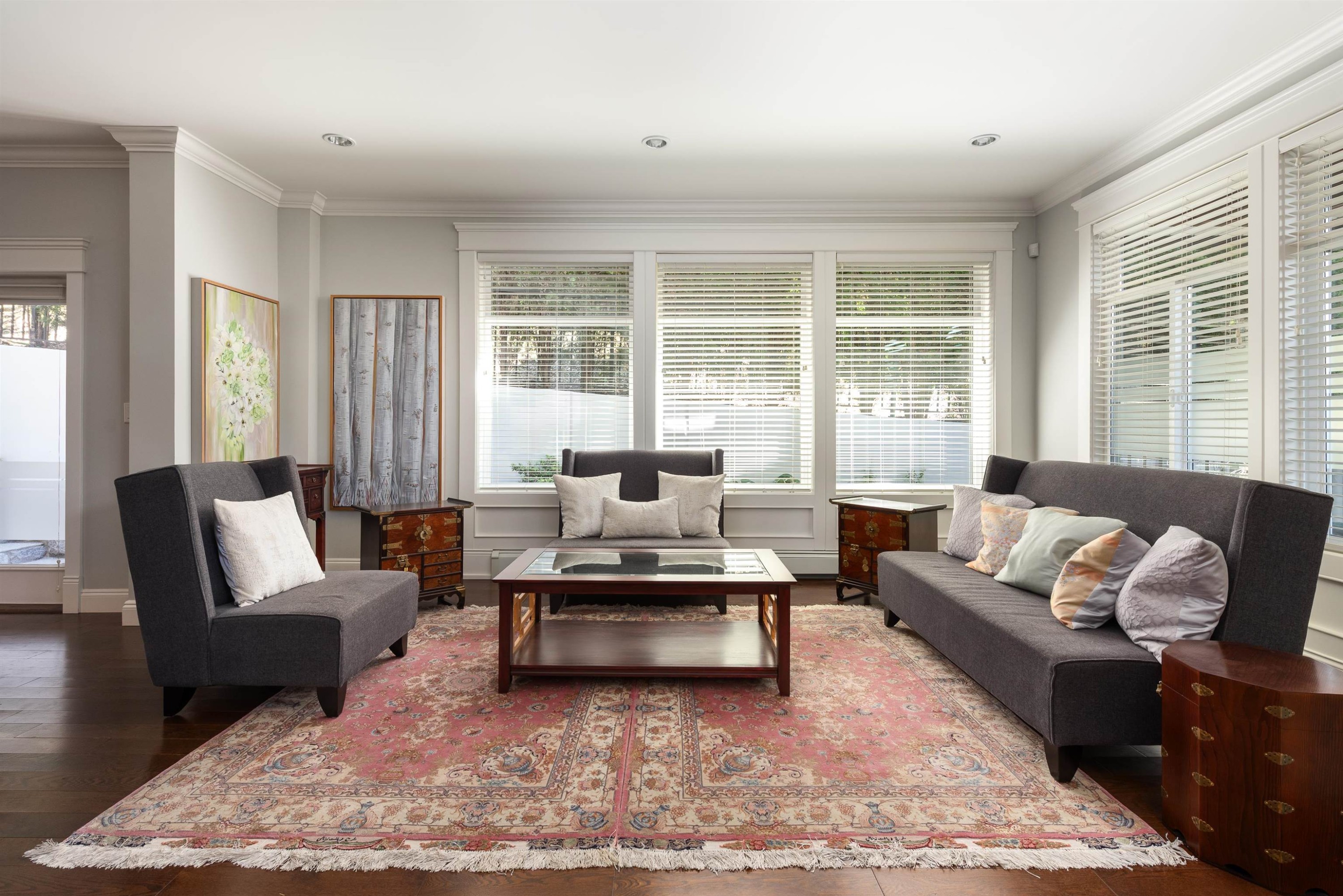 362 21St Street E, North Vancouver, BC
