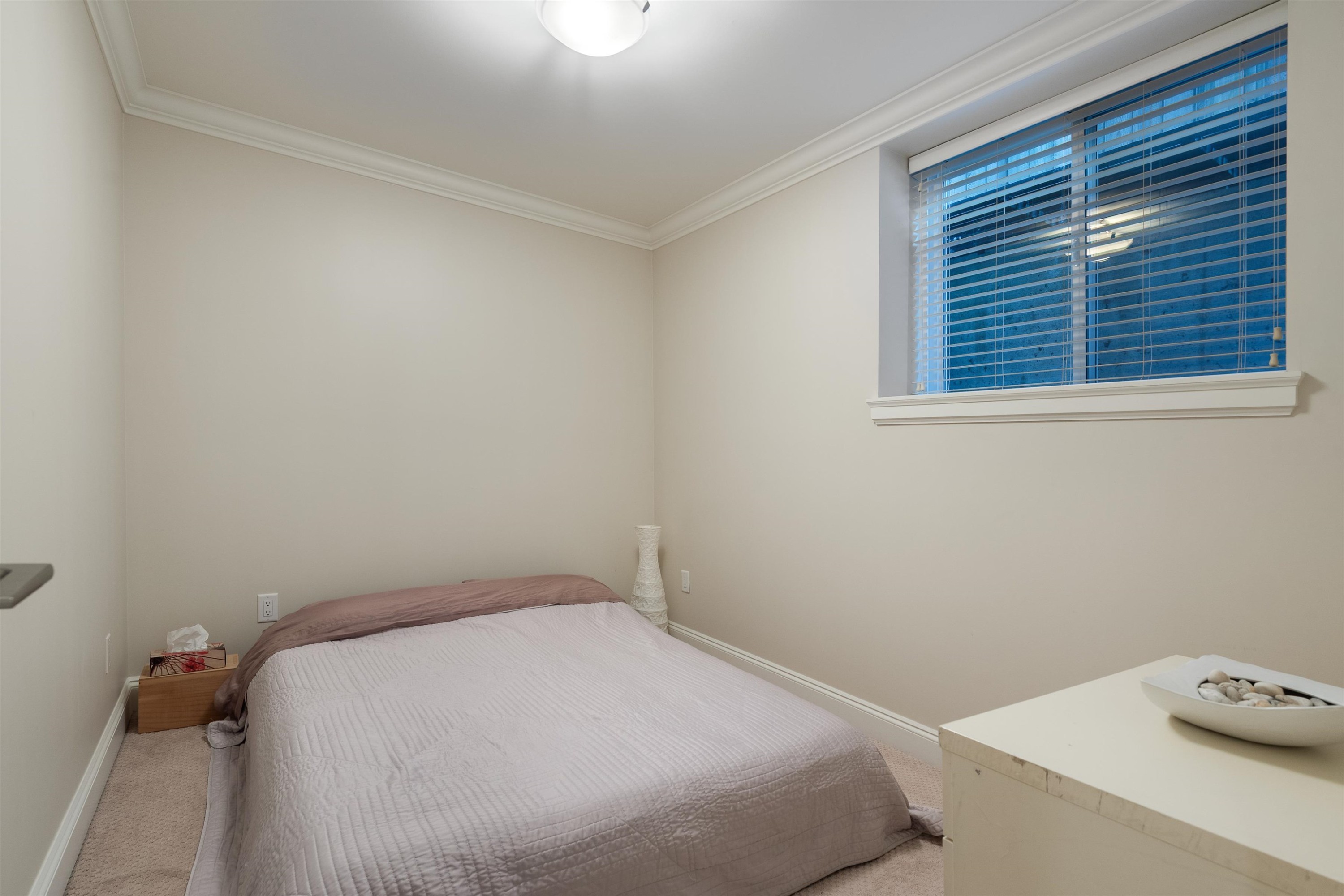 362 21St Street E, North Vancouver, BC
