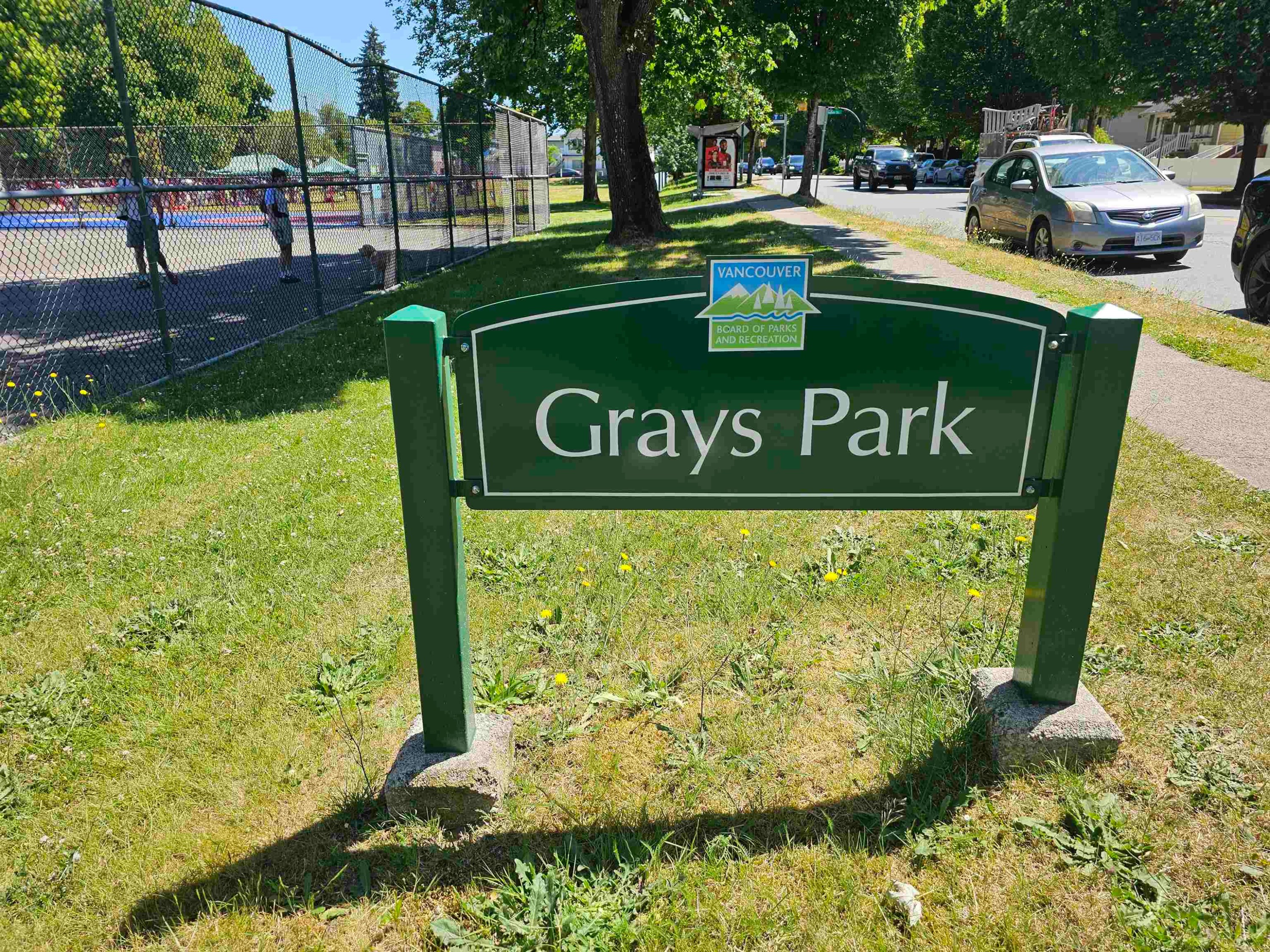 856 33Rd Avenue E, Vancouver, BC