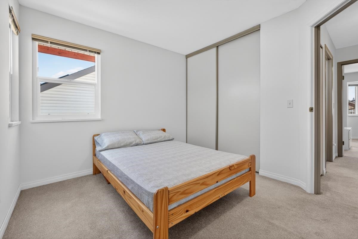 290 Santiago Street, Coquitlam, BC