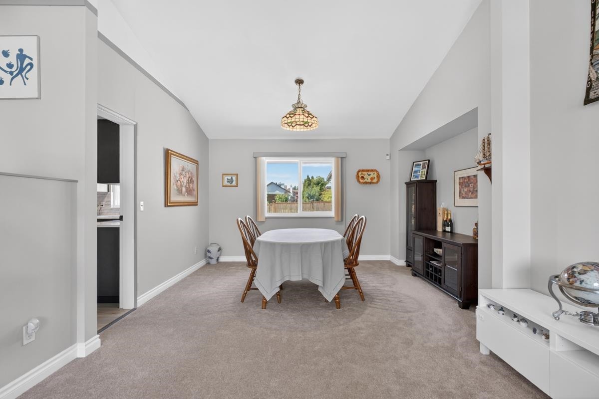 290 Santiago Street, Coquitlam, BC