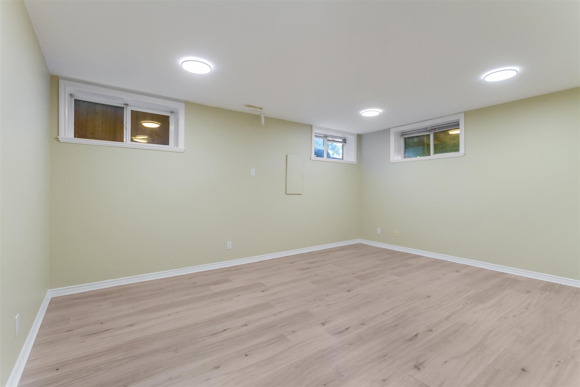 186 Braemar Road E, Vancouver, BC