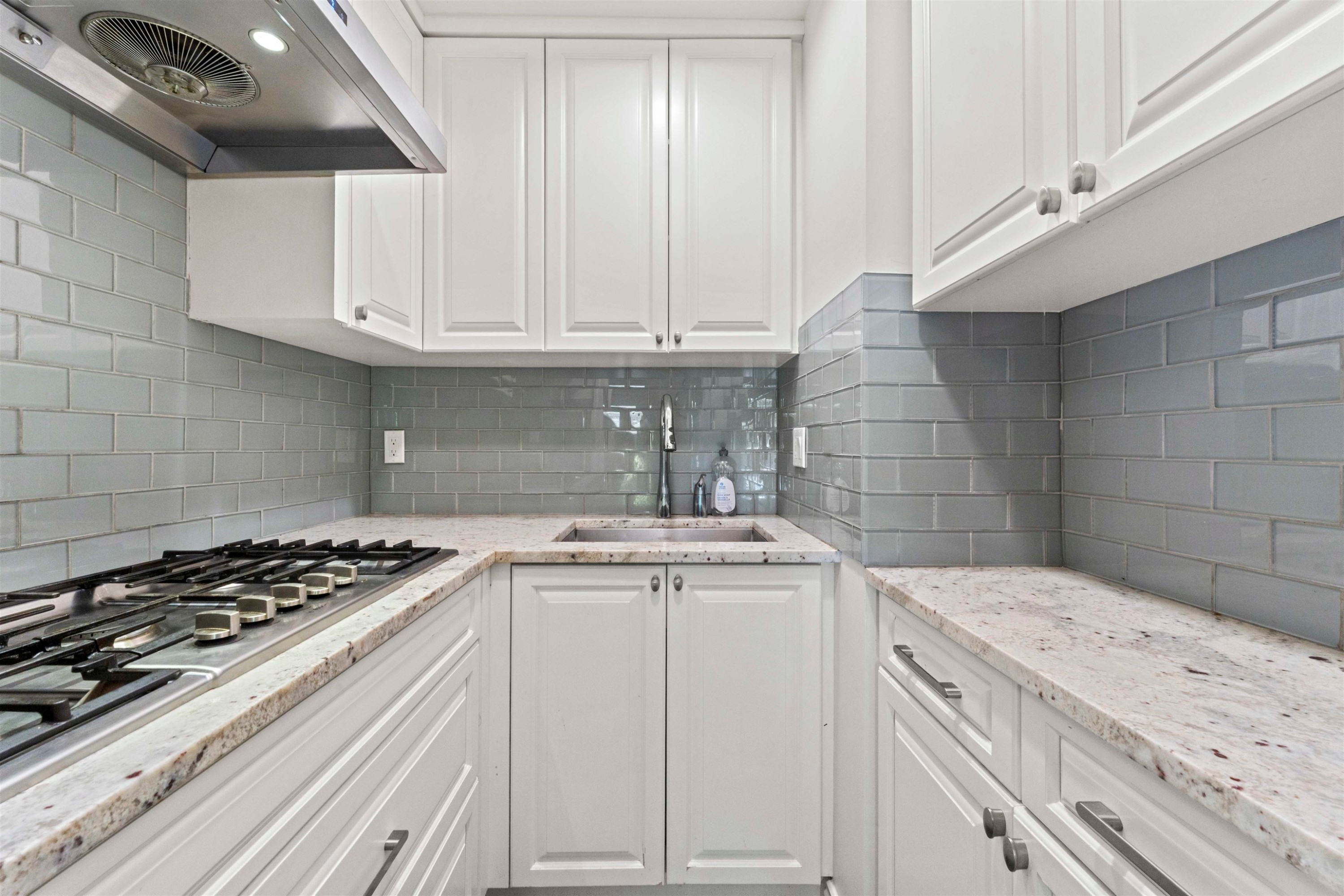 1199 43Rd Avenue W, Vancouver, BC