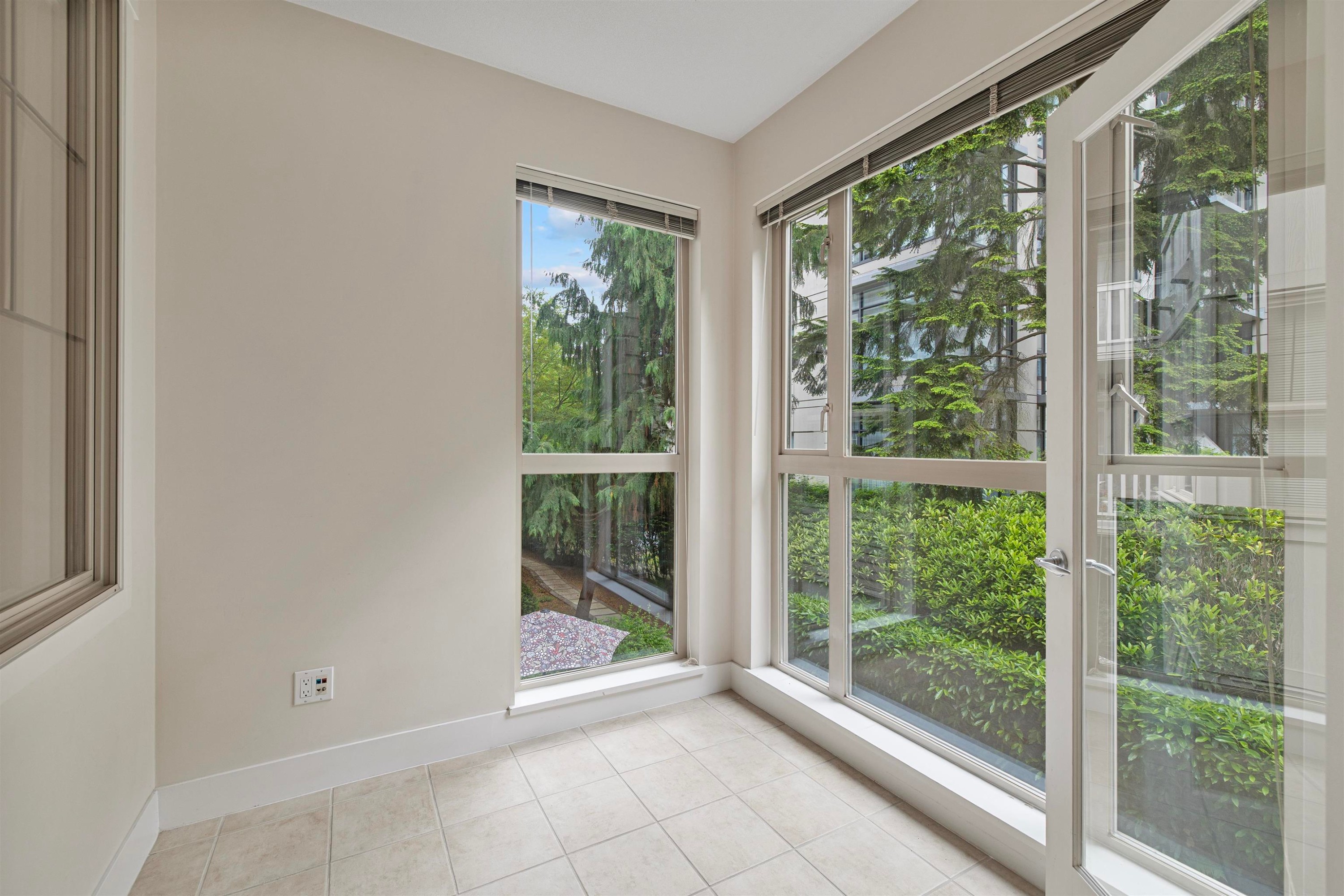 1207-4655 Valley Drive, Vancouver, BC