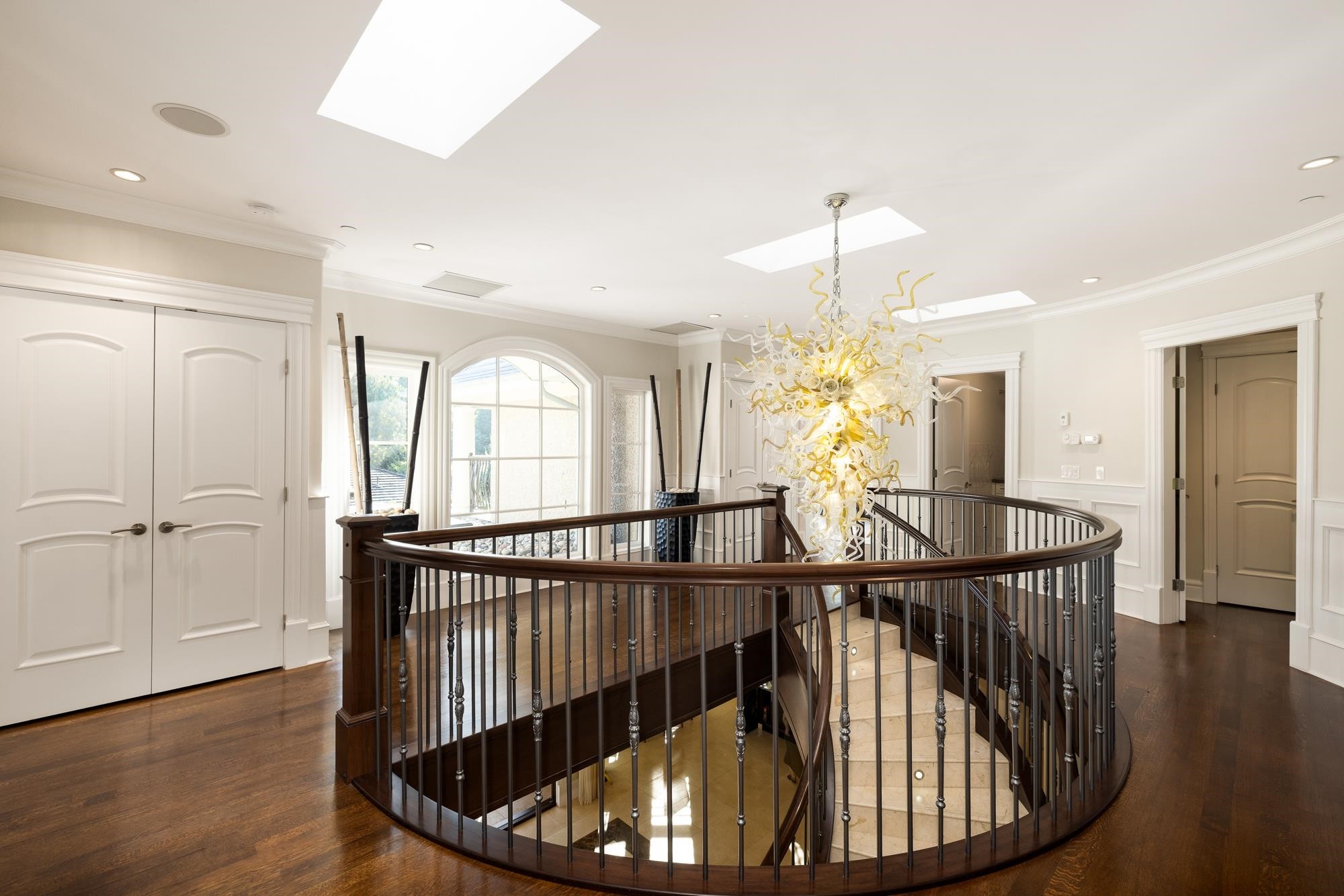 2912 Mathers Avenue, West Vancouver, BC