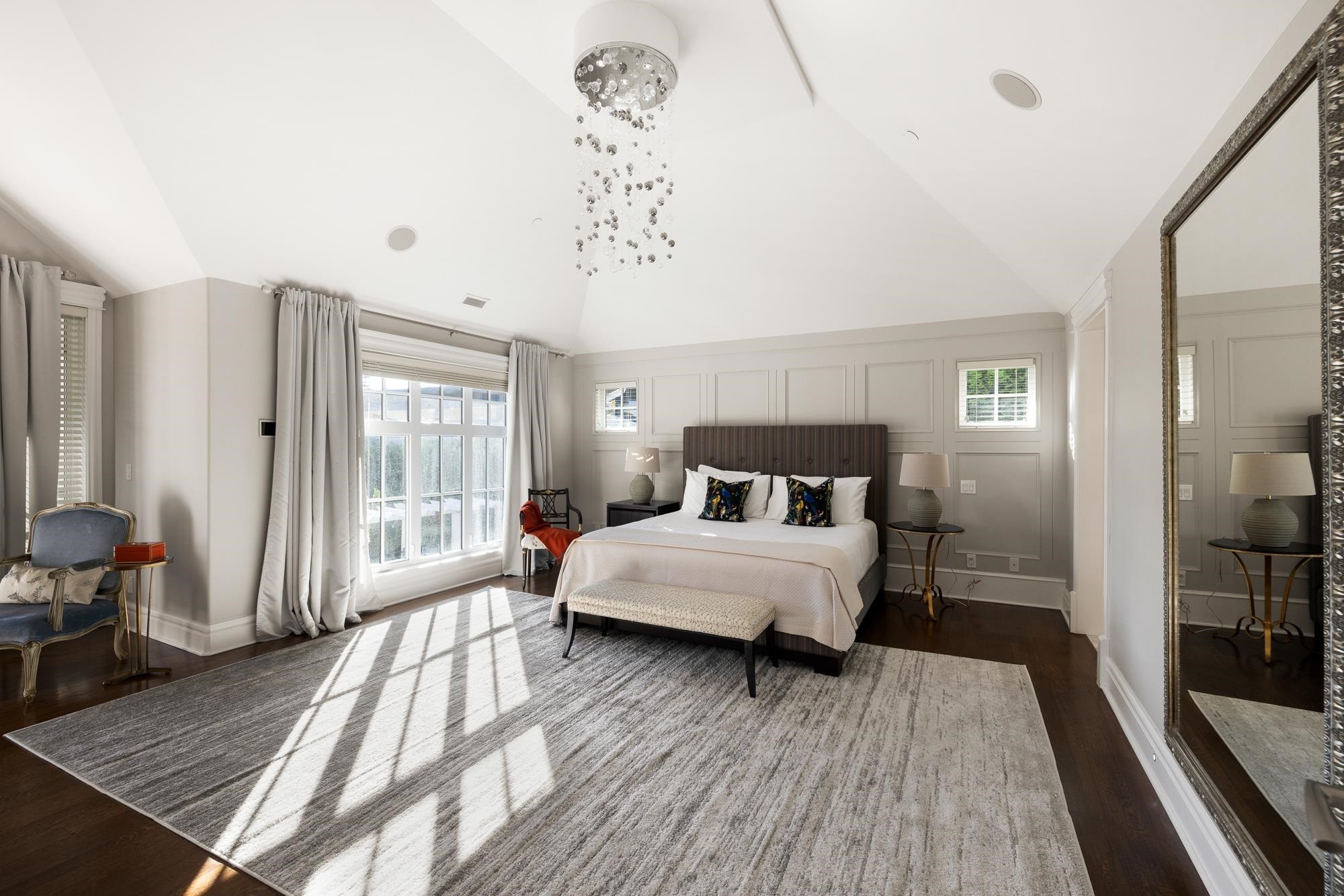 2912 Mathers Avenue, West Vancouver, BC
