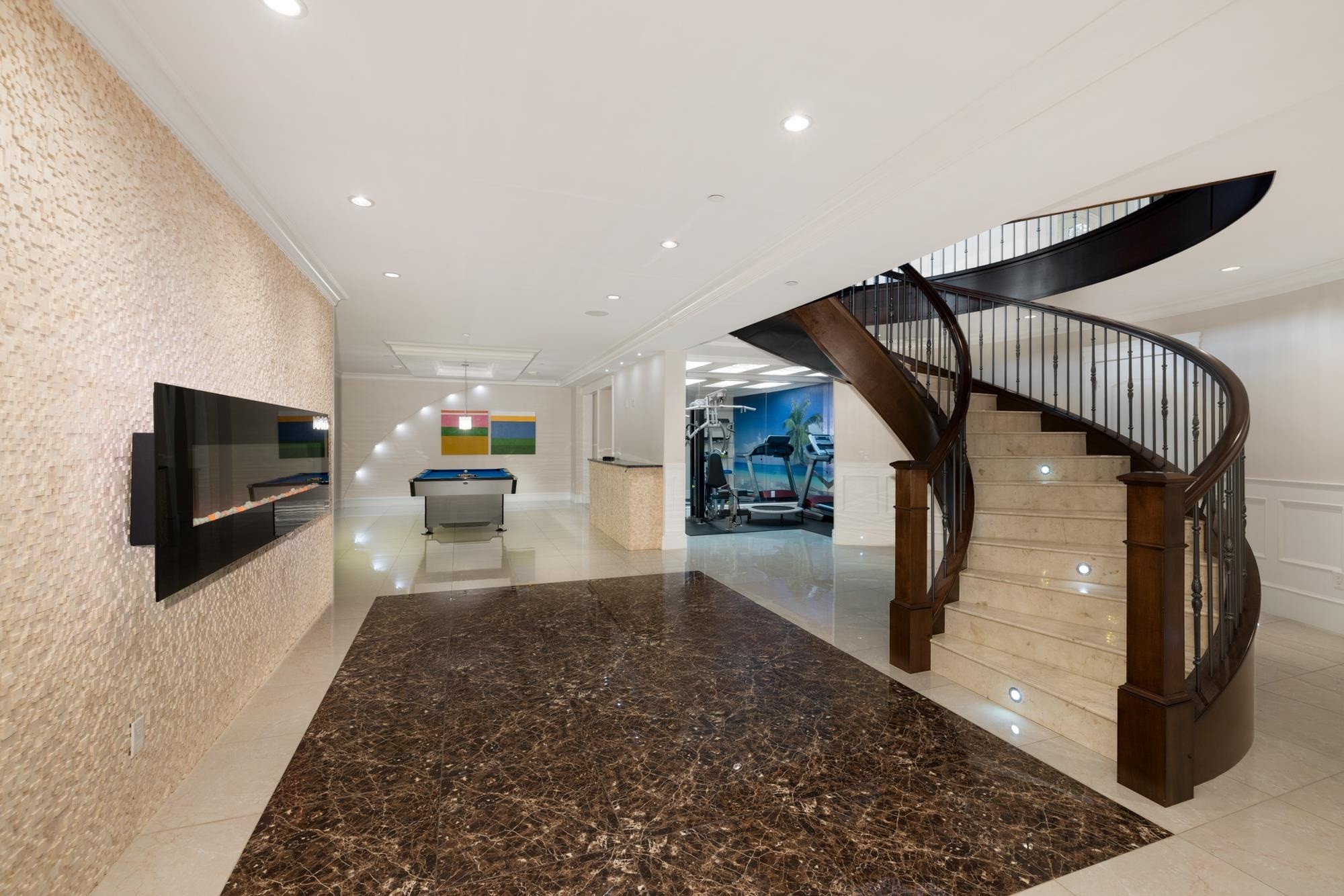 2912 Mathers Avenue, West Vancouver, BC