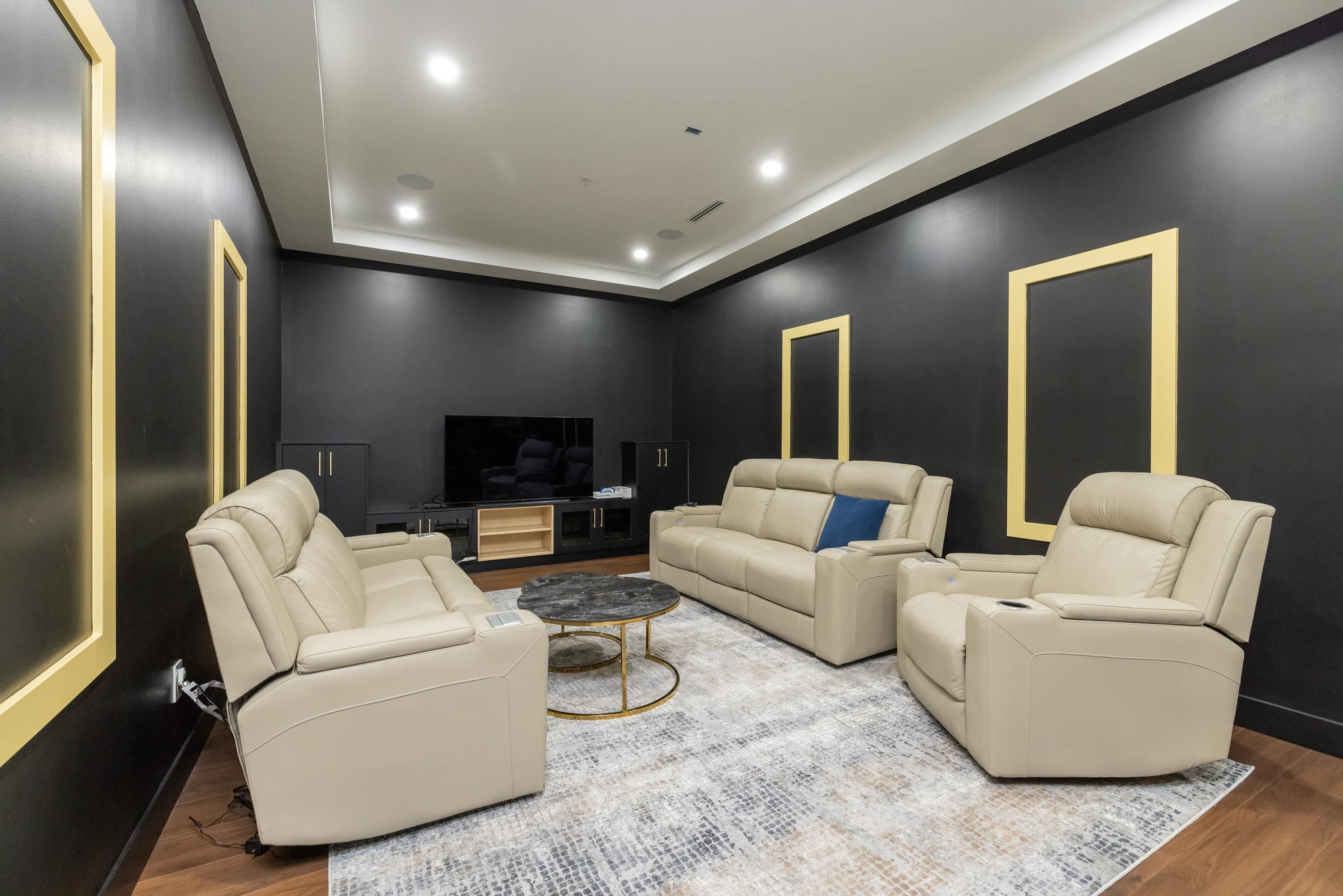1421 Barberry Drive, Port Coquitlam, BC
