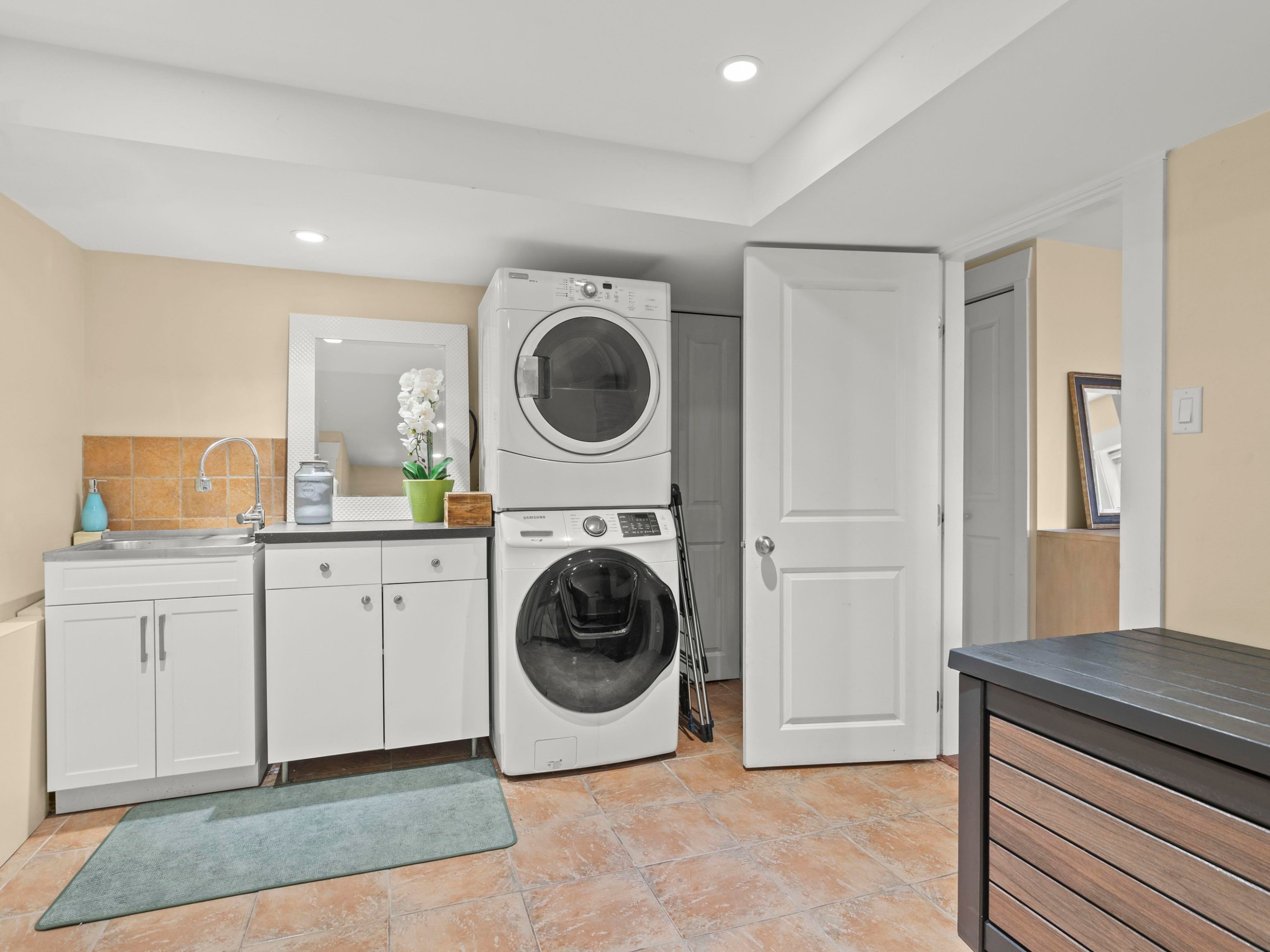 6252 Wellington Avenue, West Vancouver, BC