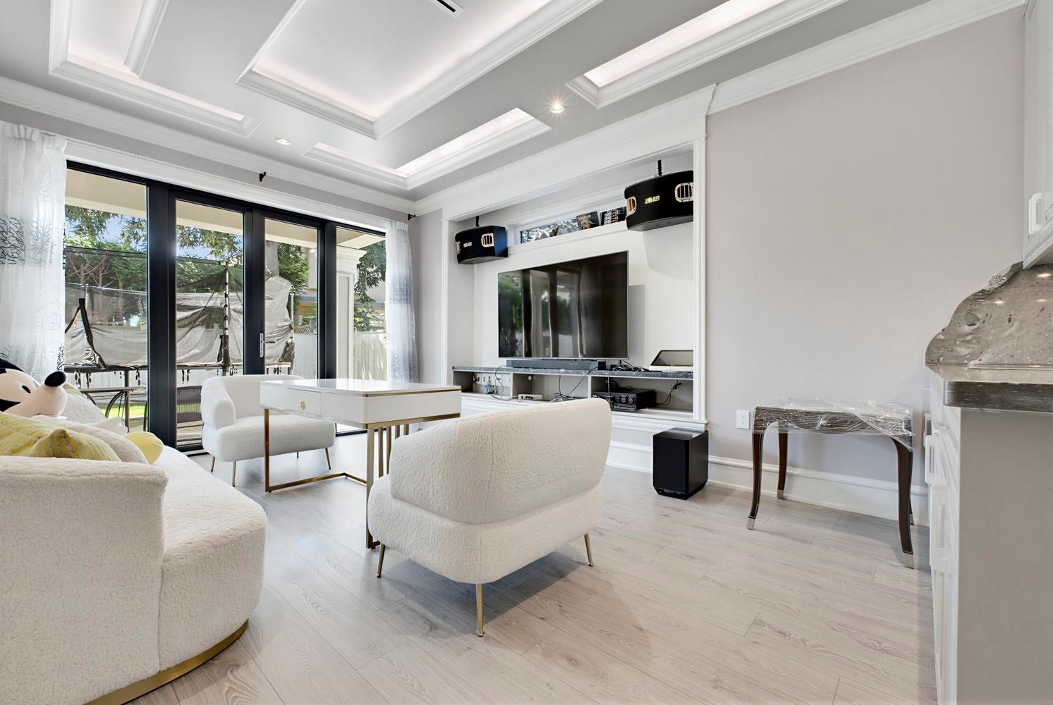 5500 Cathay Road, Richmond, BC