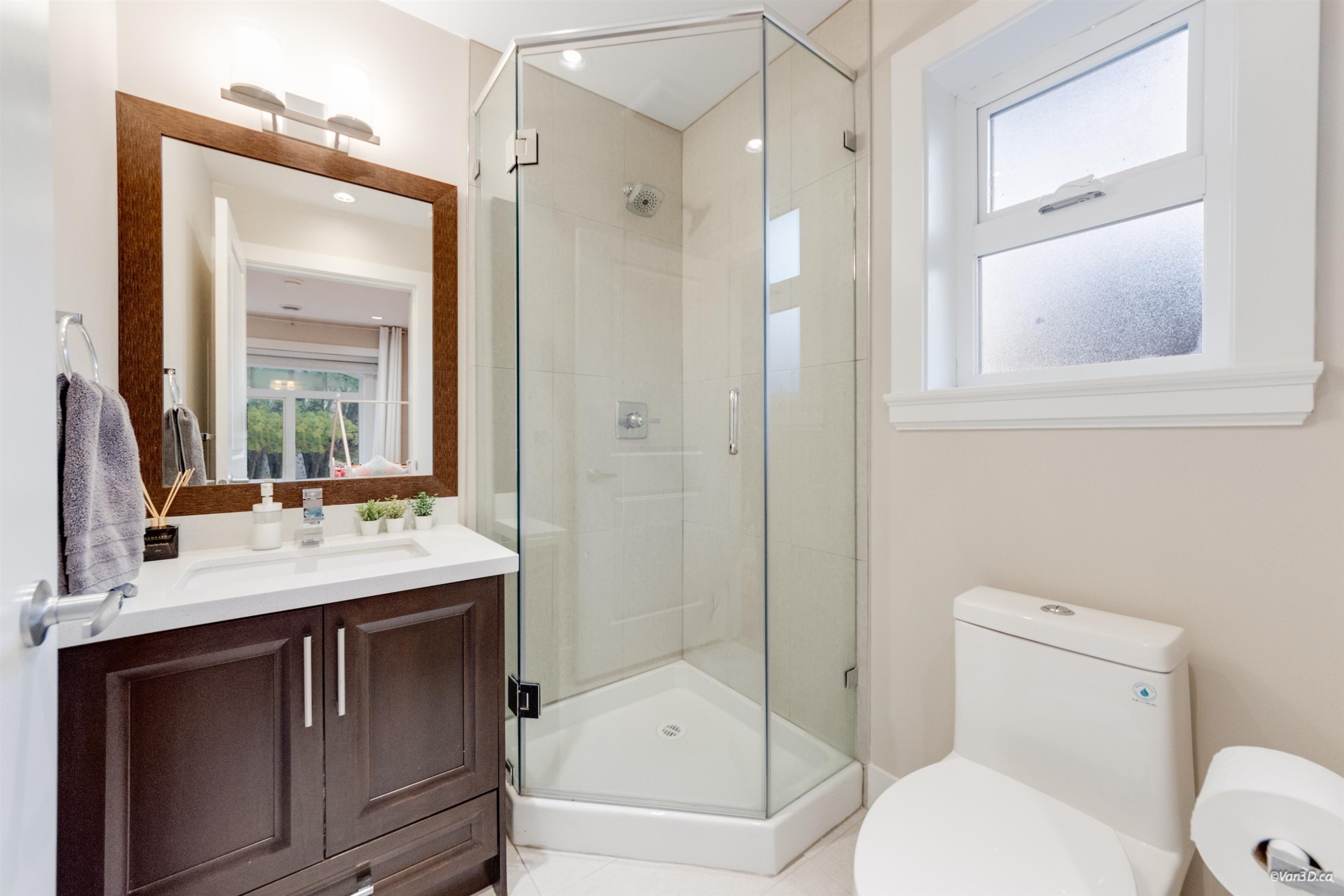 3582 Franklin Street, Vancouver, BC