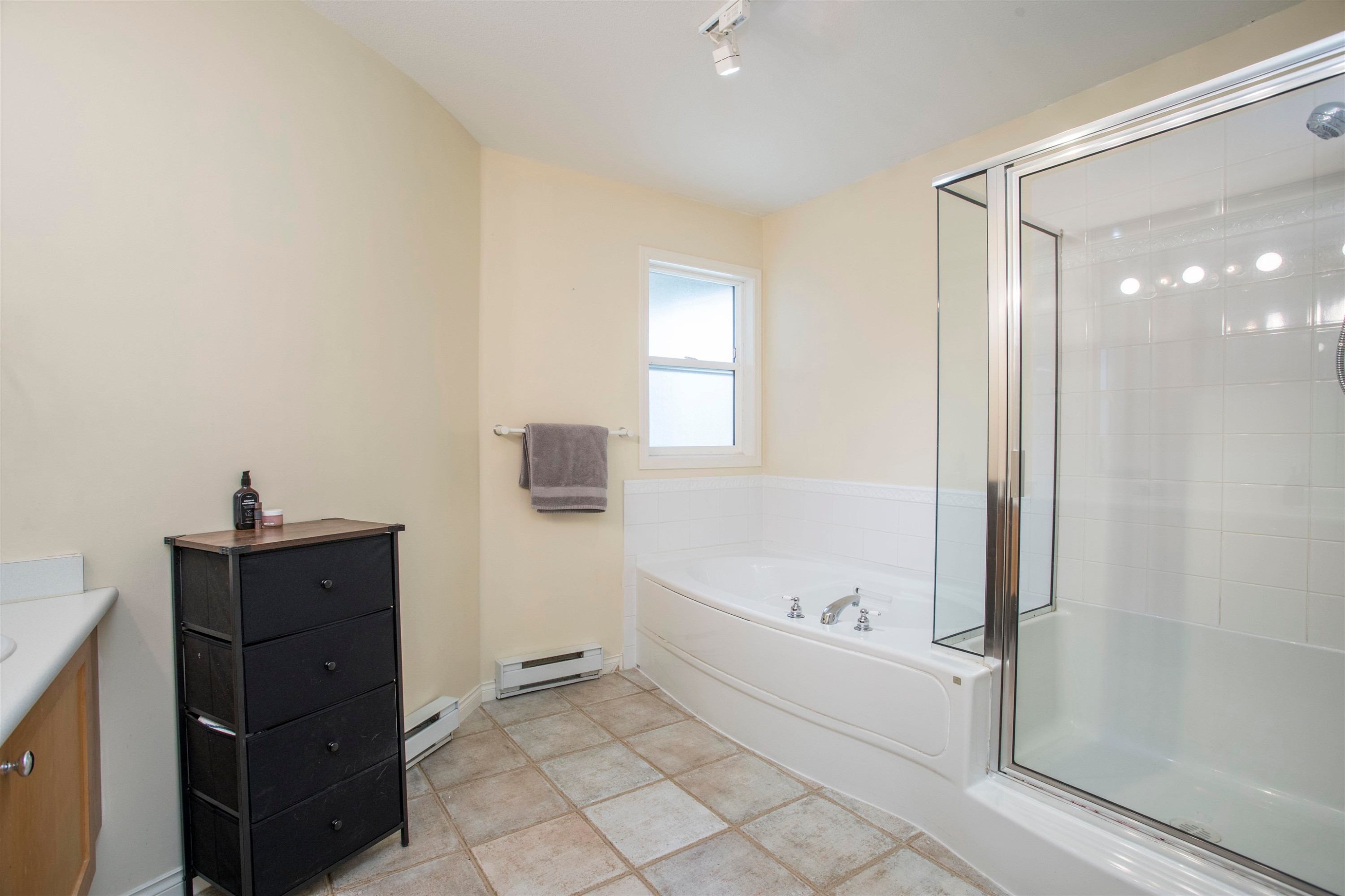 1703 Arbutus Place, Coquitlam, BC