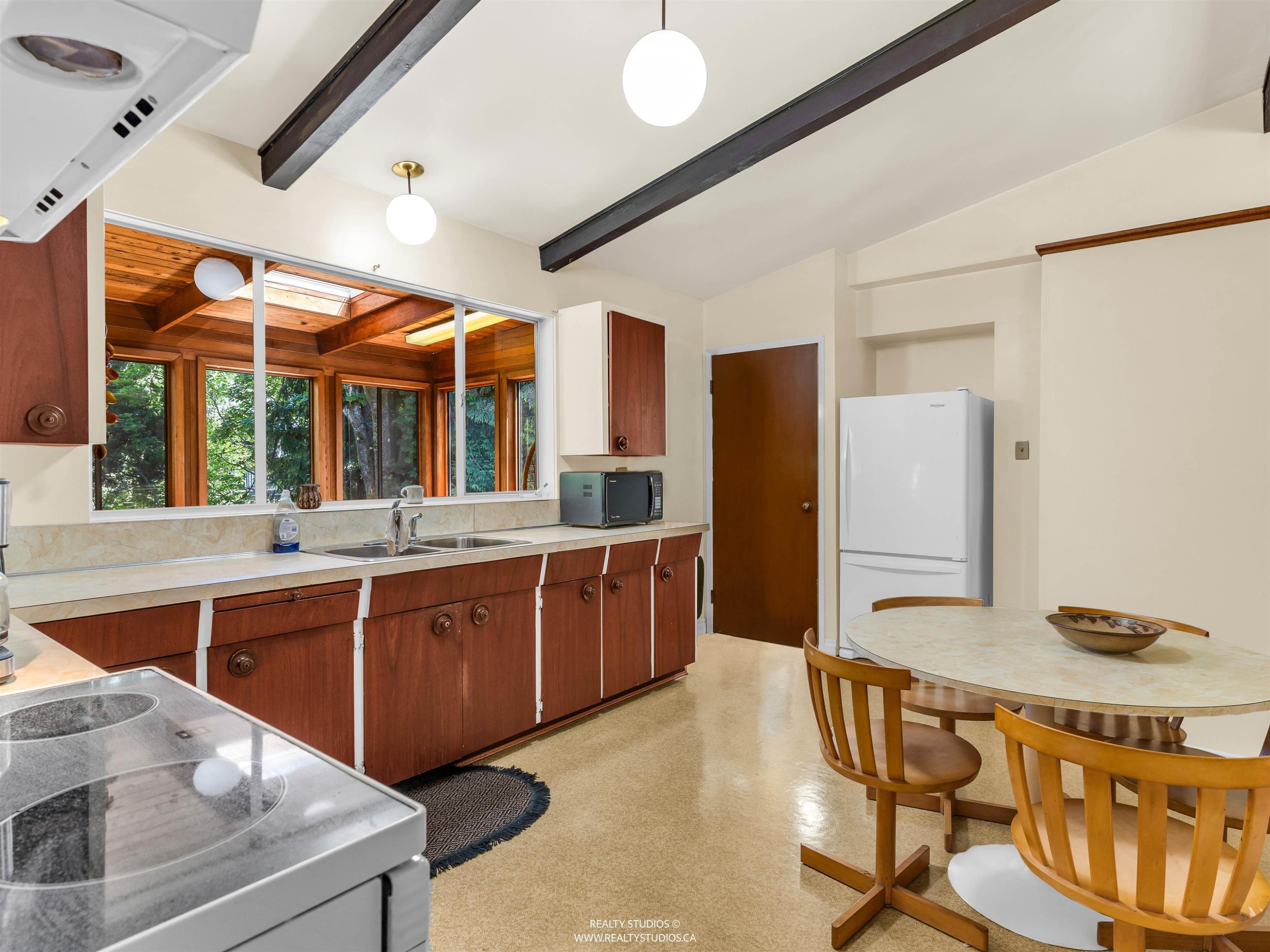 423 Winona Street, Coquitlam, BC