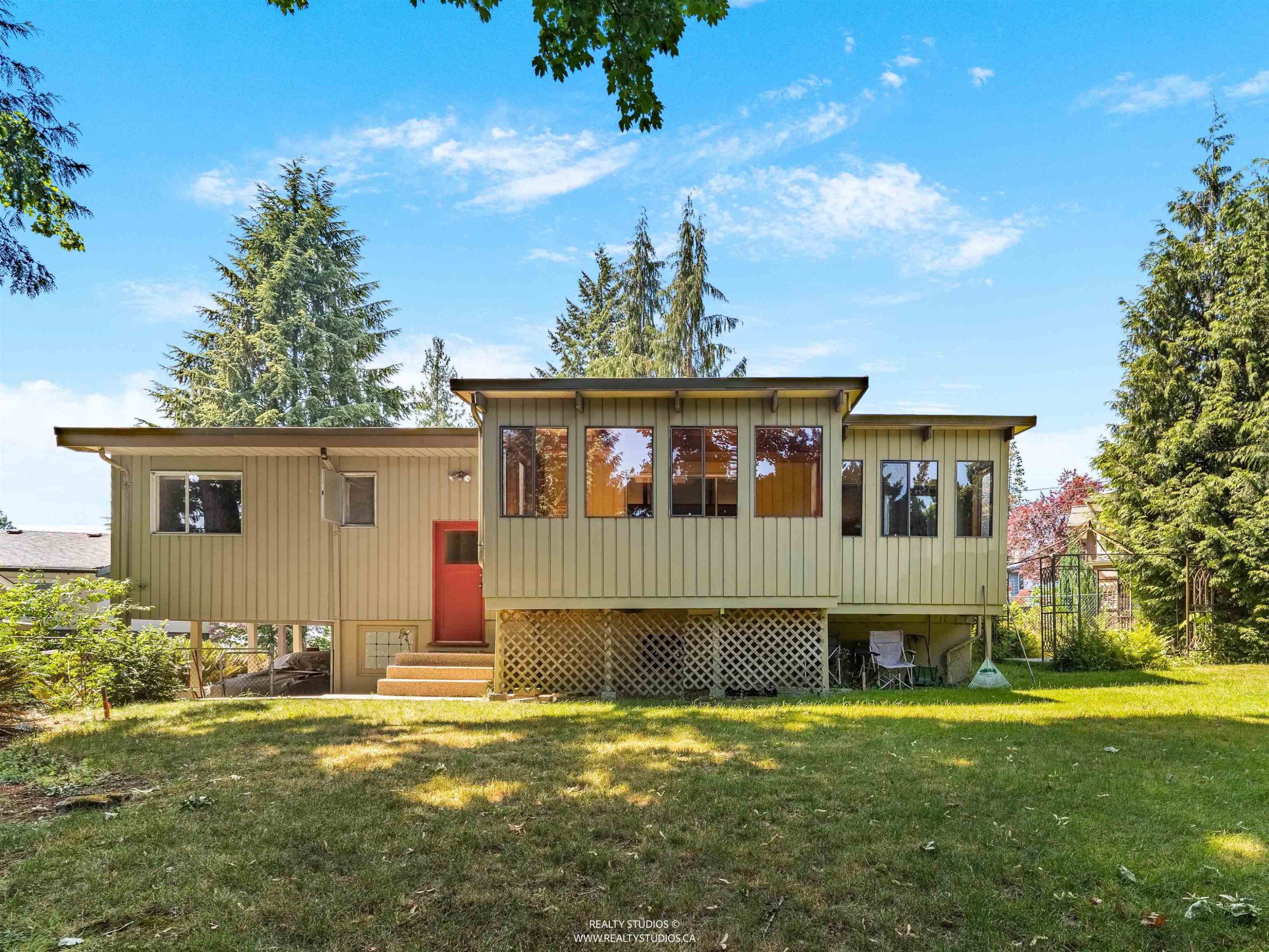 423 Winona Street, Coquitlam, BC