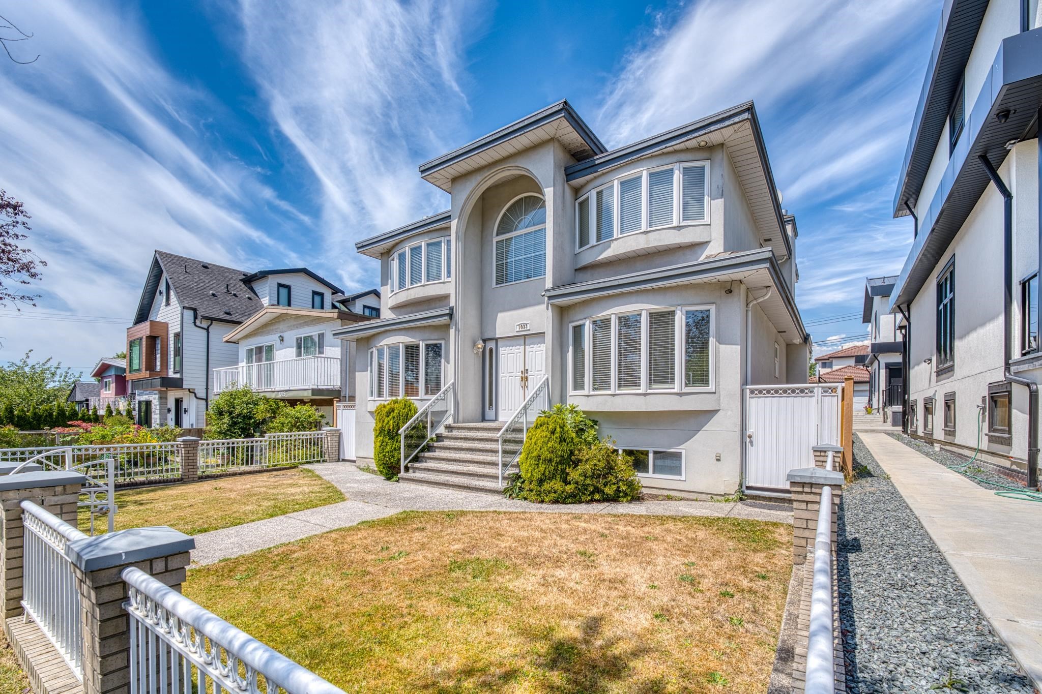 1033 39Th Avenue E, Vancouver, BC