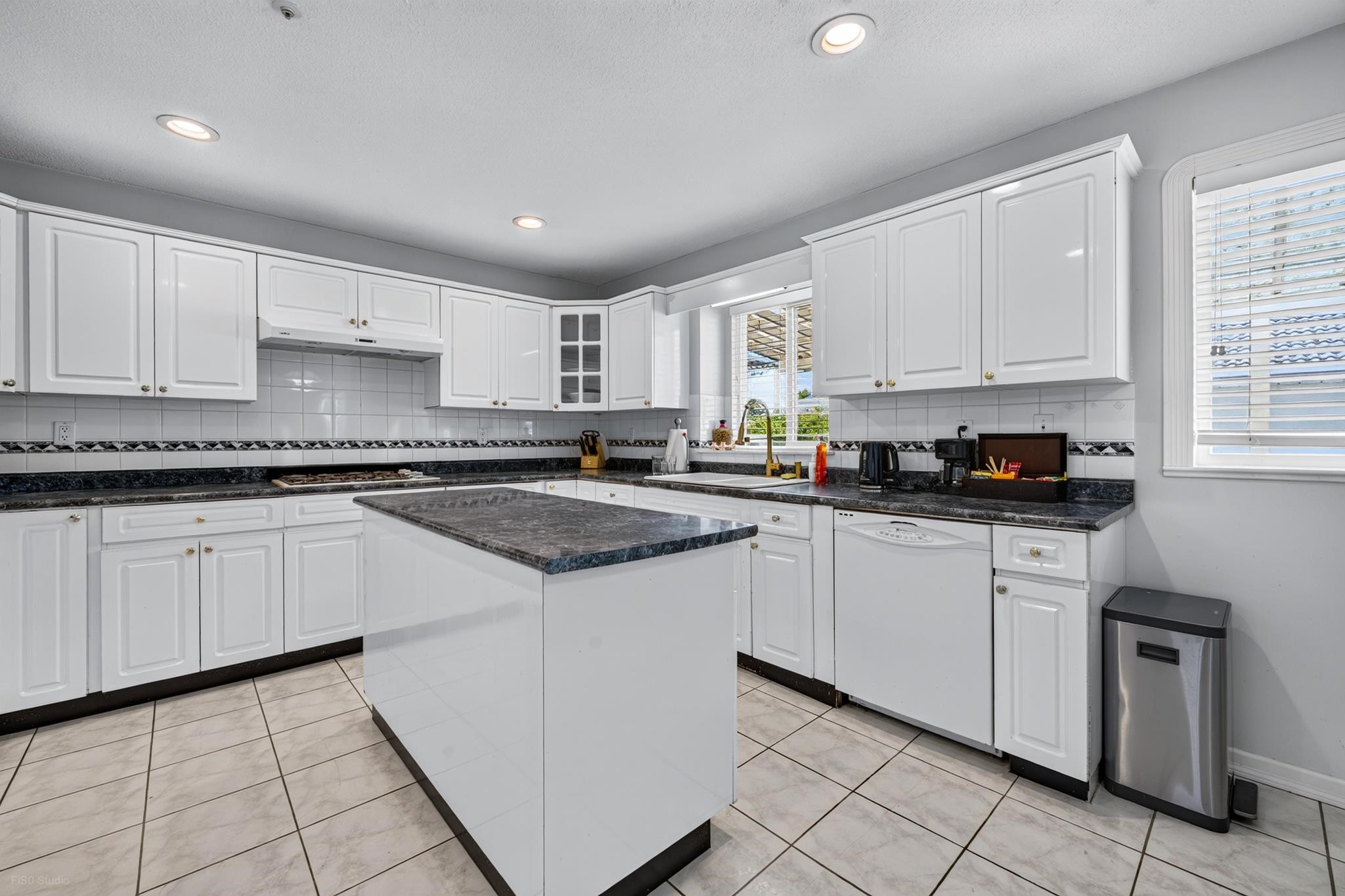 1033 39Th Avenue E, Vancouver, BC