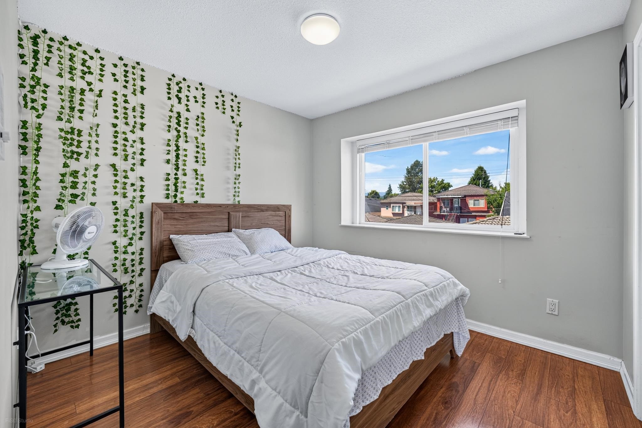 1033 39Th Avenue E, Vancouver, BC