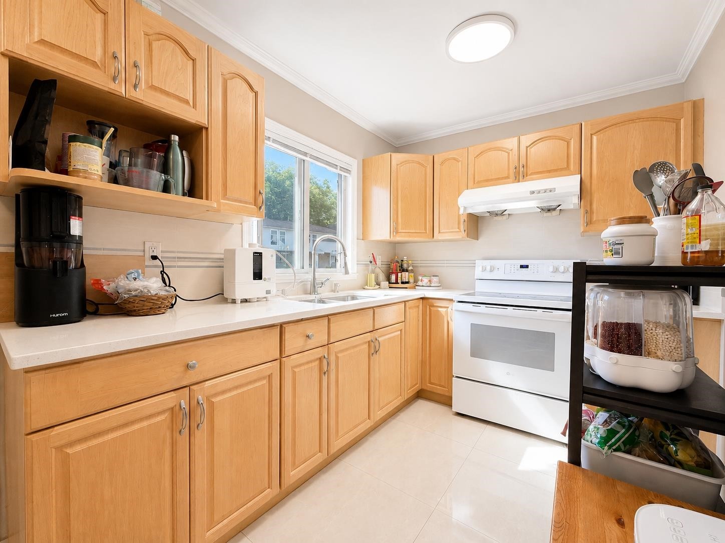 6878 Arlington Street, Vancouver, BC - Indoor Photo Showing Kitchen With Double Sink
