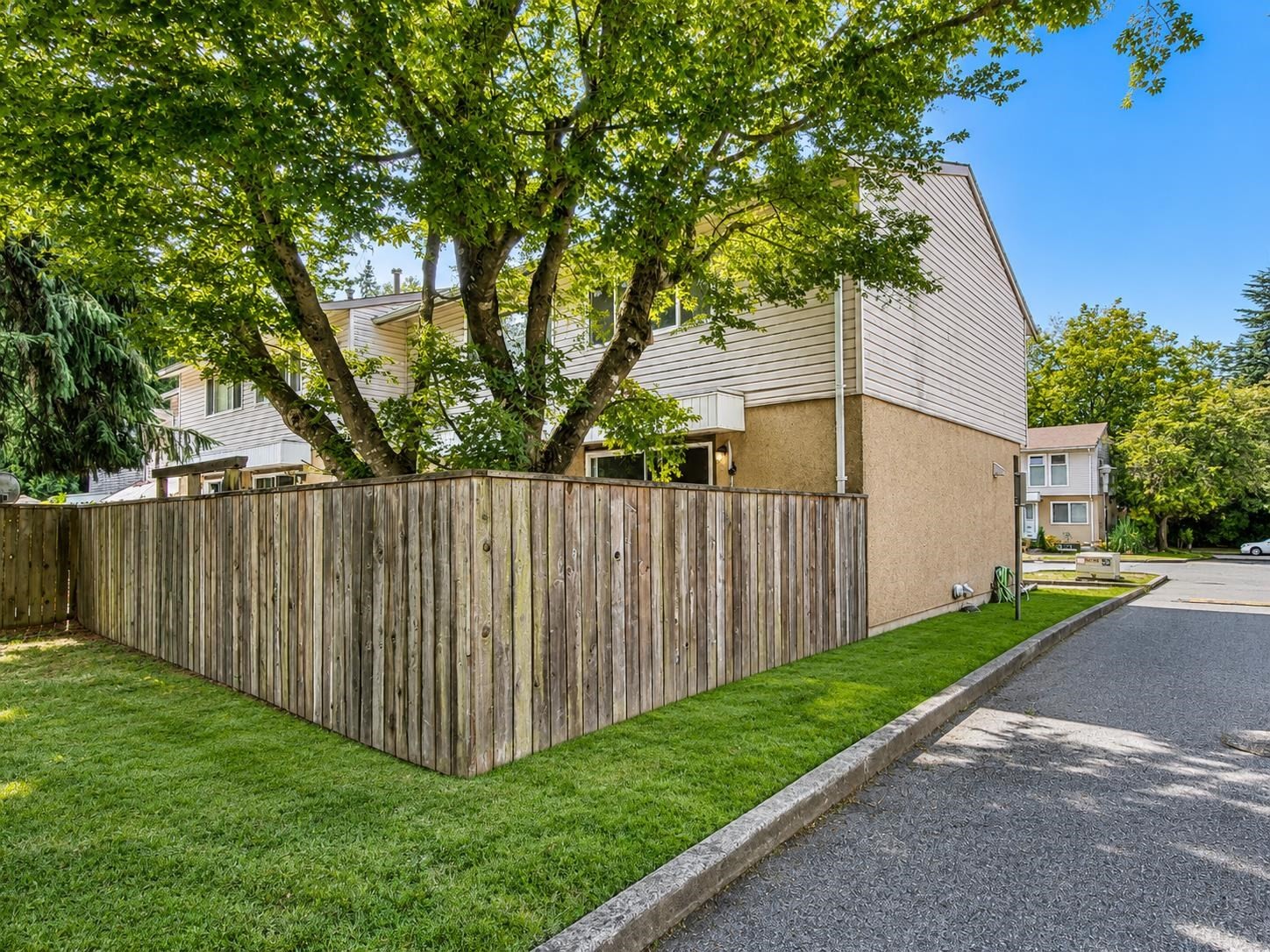 6878 Arlington Street, Vancouver, BC - Outdoor