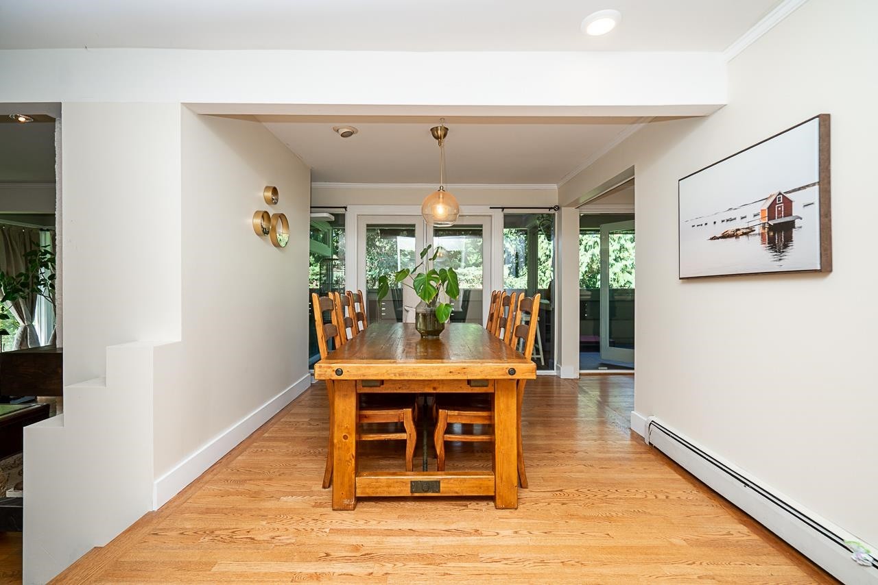 3841 Bayridge Avenue, West Vancouver, BC
