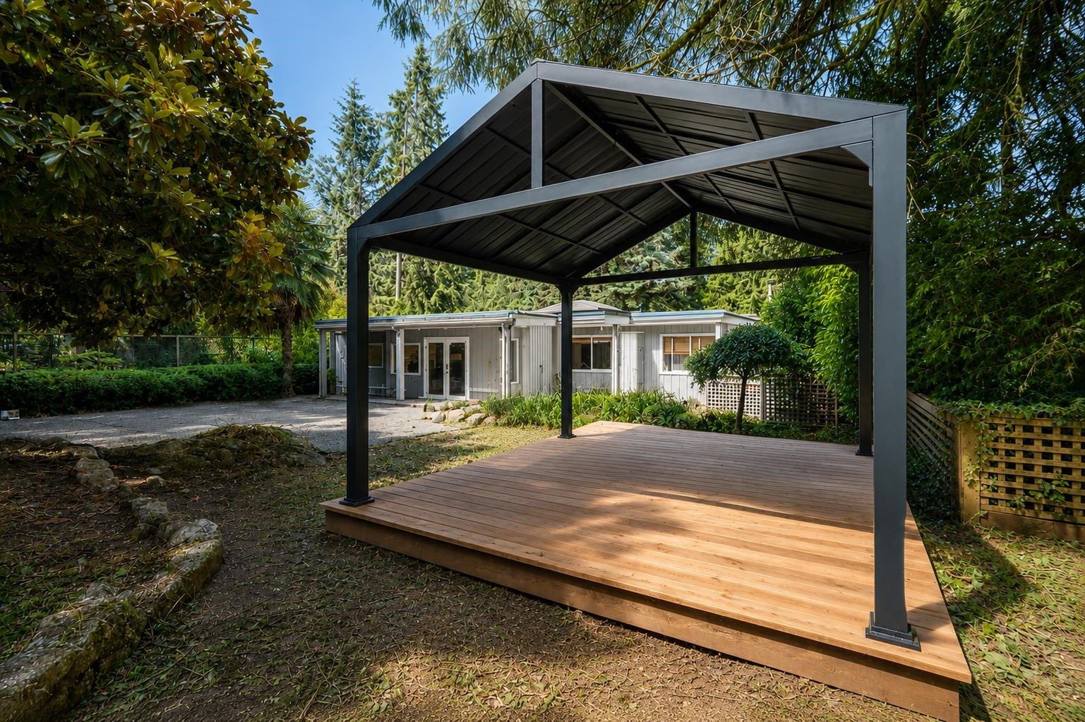 3841 Bayridge Avenue, West Vancouver, BC