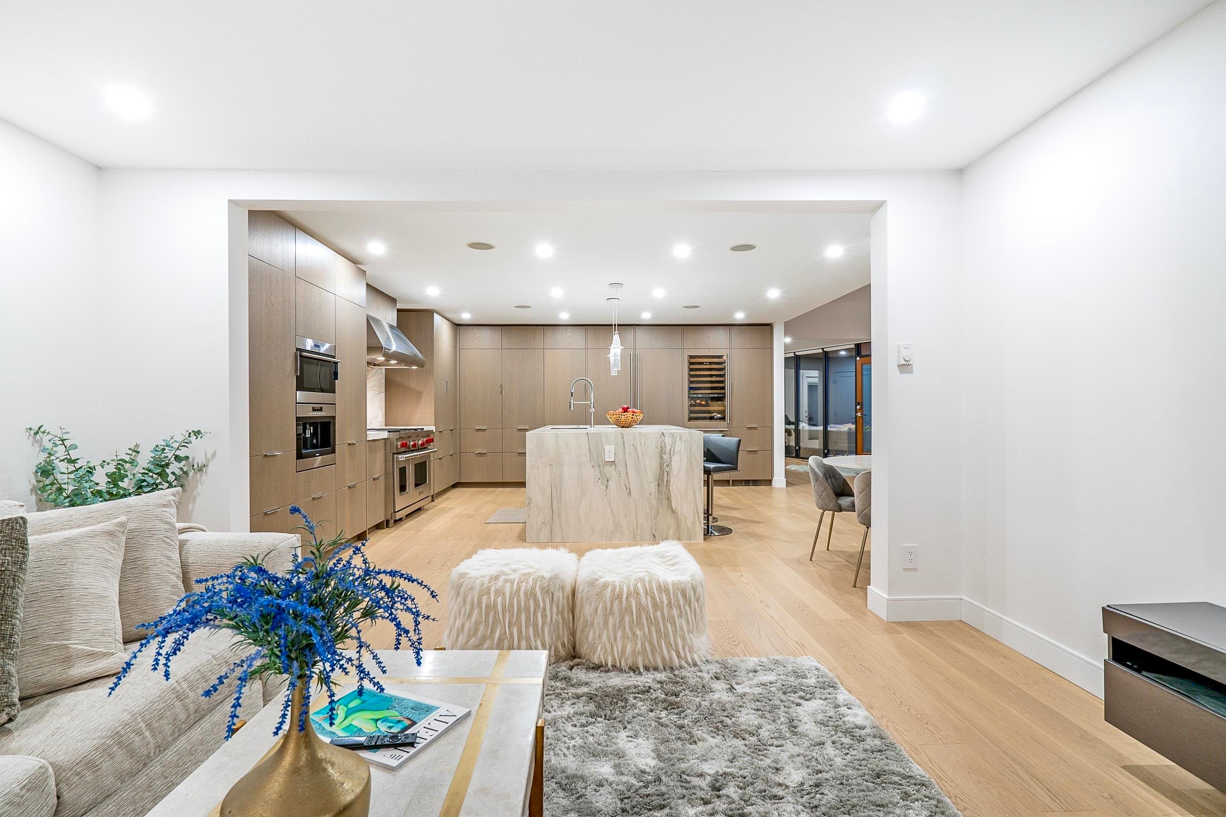 4125 Burkehill Place, West Vancouver, BC
