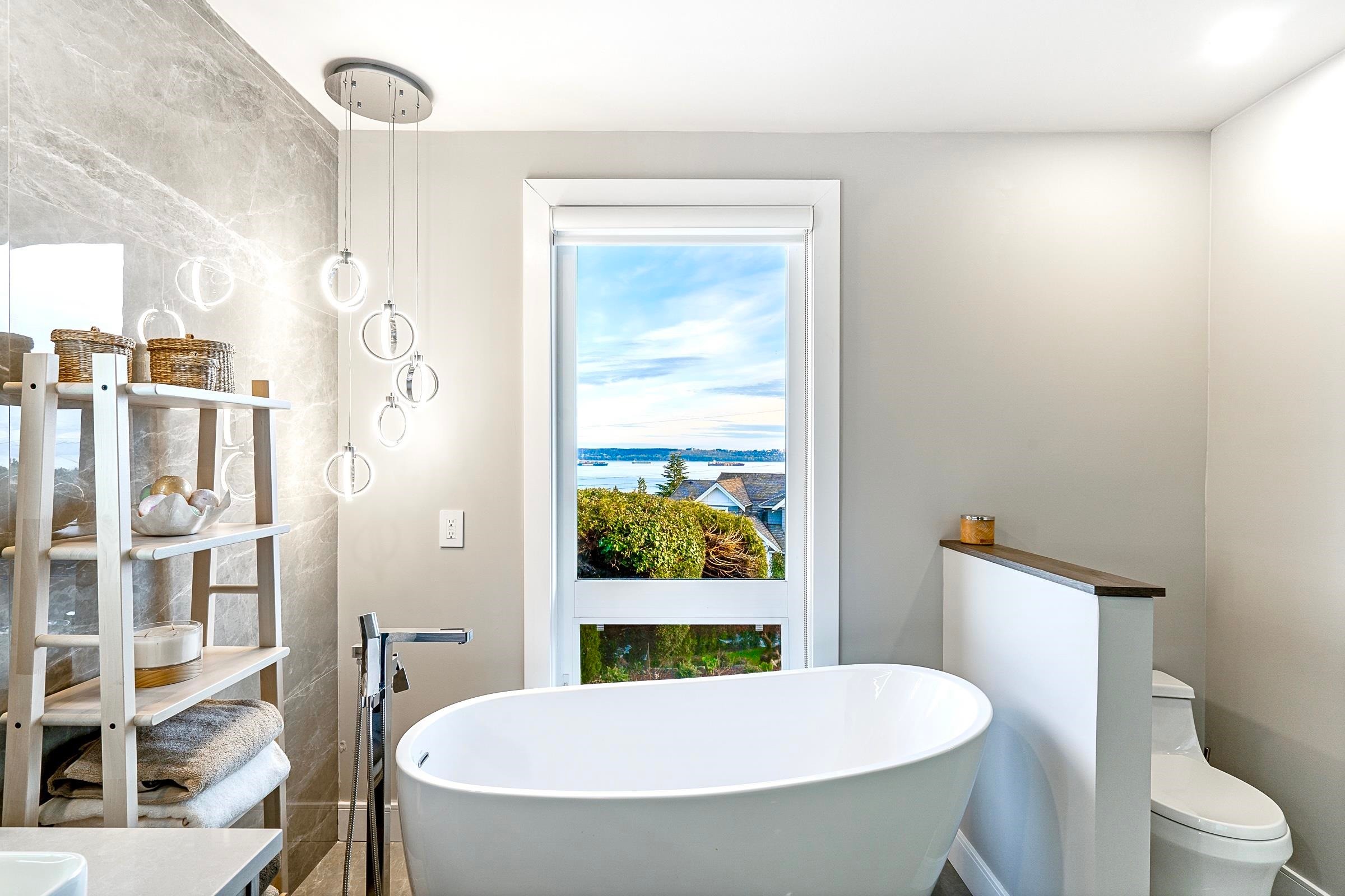 4125 Burkehill Place, West Vancouver, BC