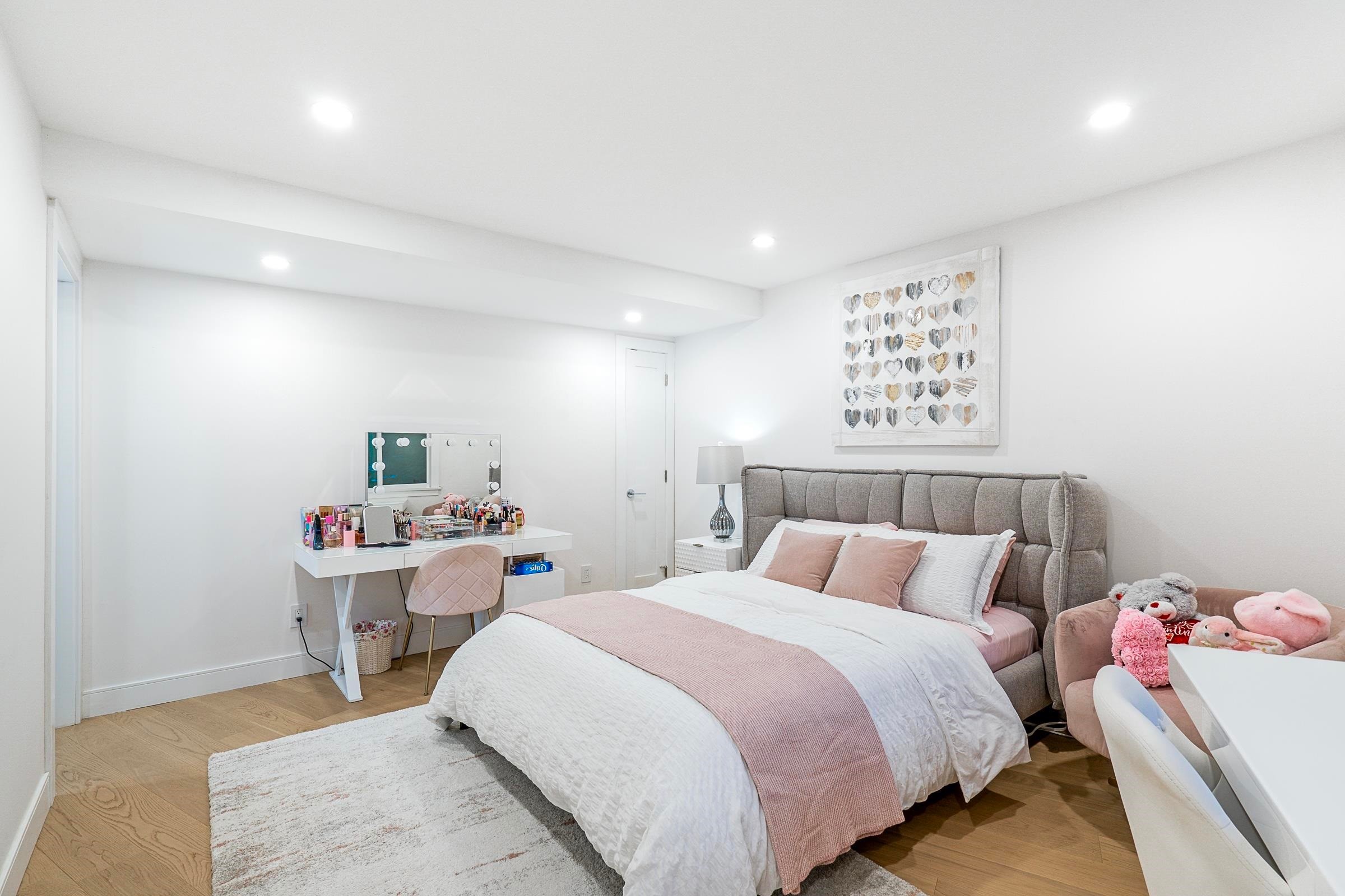 4125 Burkehill Place, West Vancouver, BC