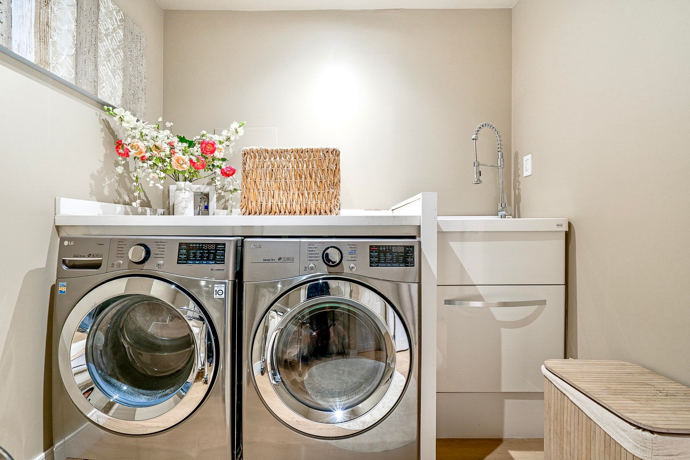4125 Burkehill Place, West Vancouver, BC