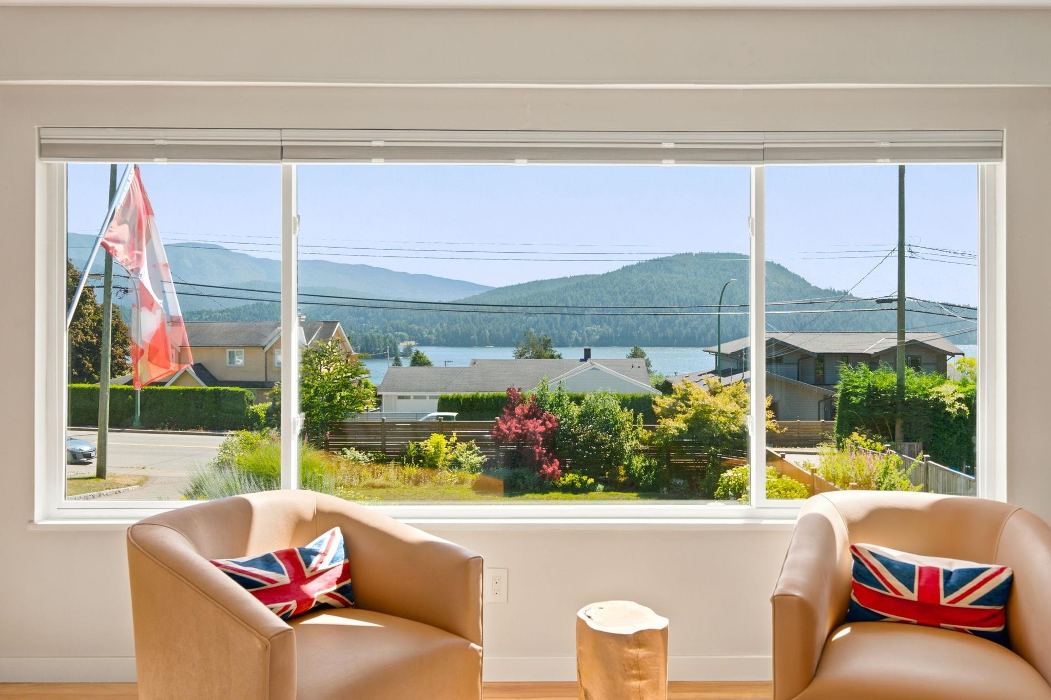 575 Dollarton Highway N, North Vancouver, BC